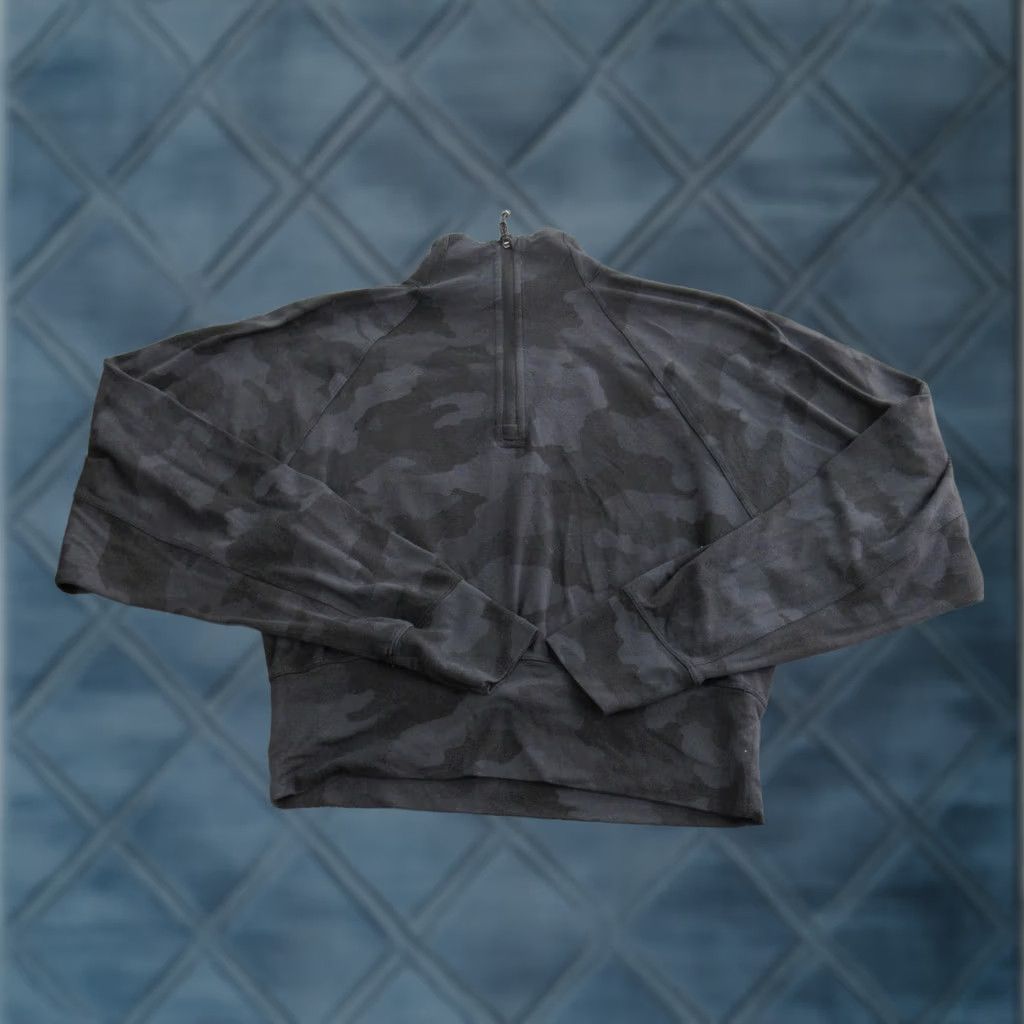 Lululemon Lululemon Pullover Womens 2 Gray Camo 1/4 Zip Long Sleeve Top Yoga Shirt Size XS / US 0-2 / IT 36-38 - 1 Thumbnail