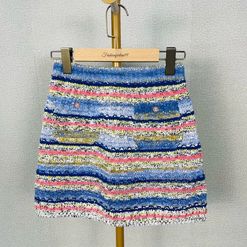 Chanel Chanel Colourful knitted short skirt Size 25" / US 0 / IT 36 - 1 Thumbnail
