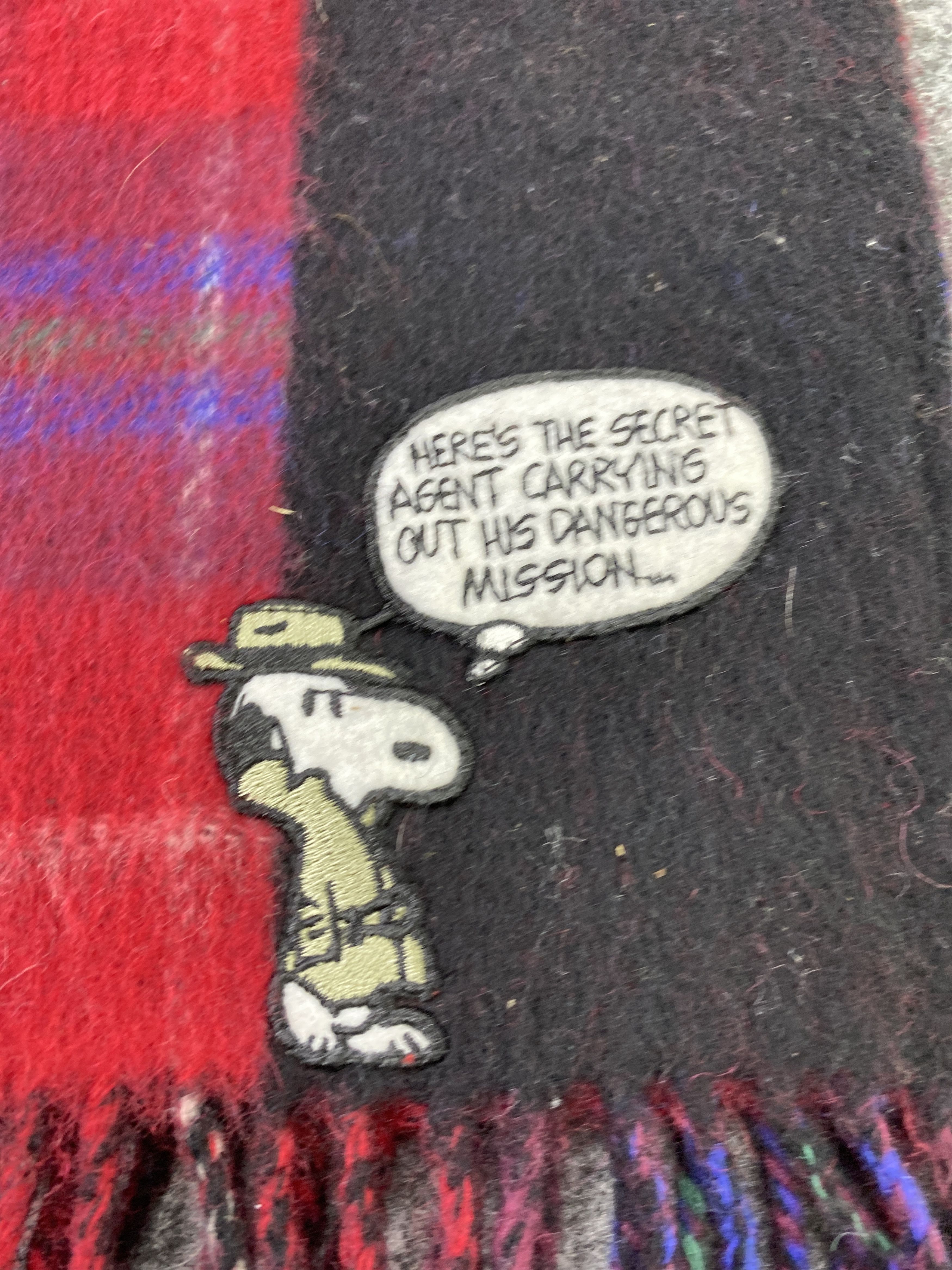 Peanuts Peanuts Snoop Dogg Scarf / Muffler / Neckwear -T620 Size ONE SIZE - 5 Thumbnail