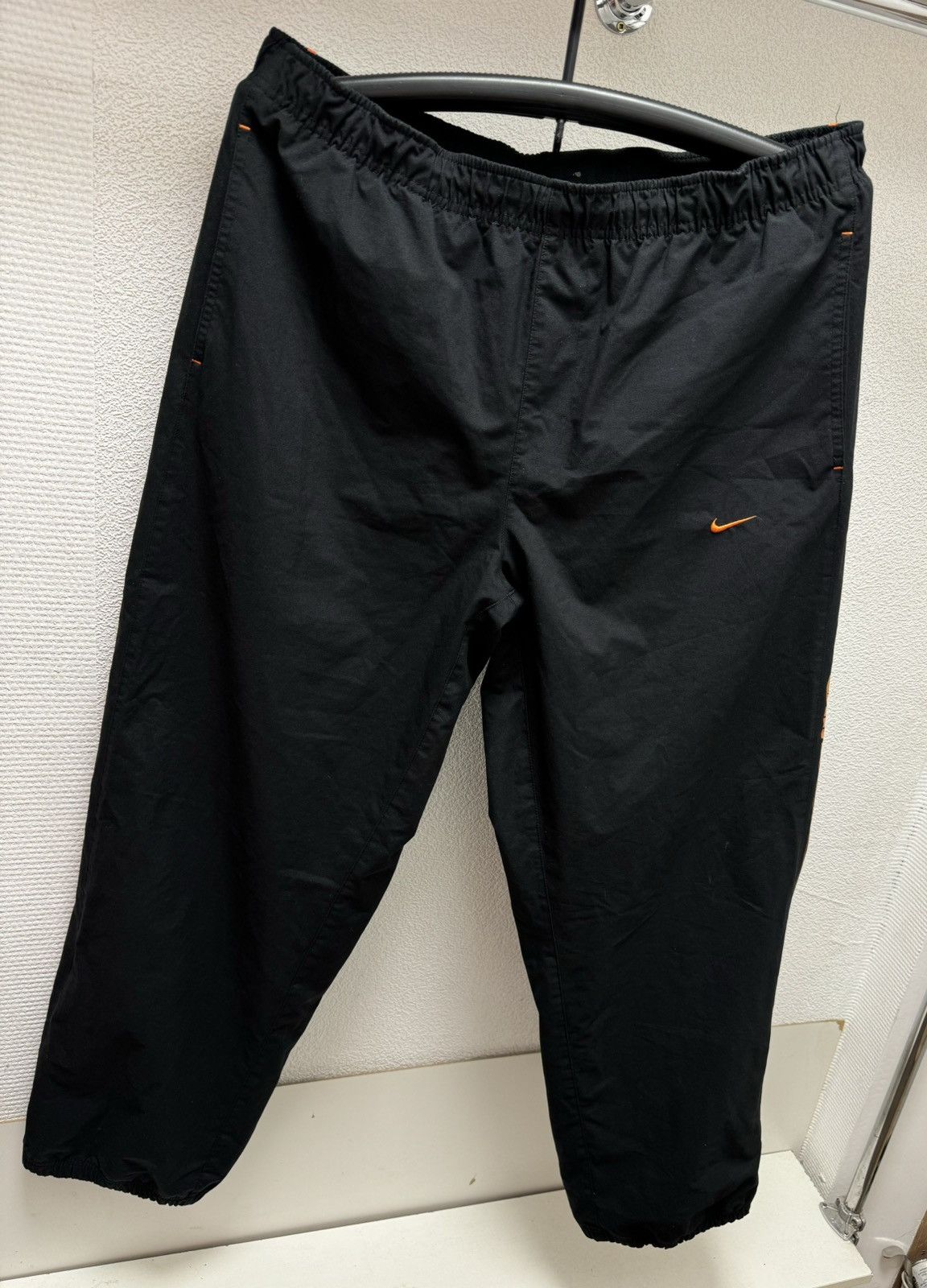 Nike Nike vintage black pants drill y2k nylon pants xl 36 cargo Size US 36 / EU 52 - 1 Thumbnail