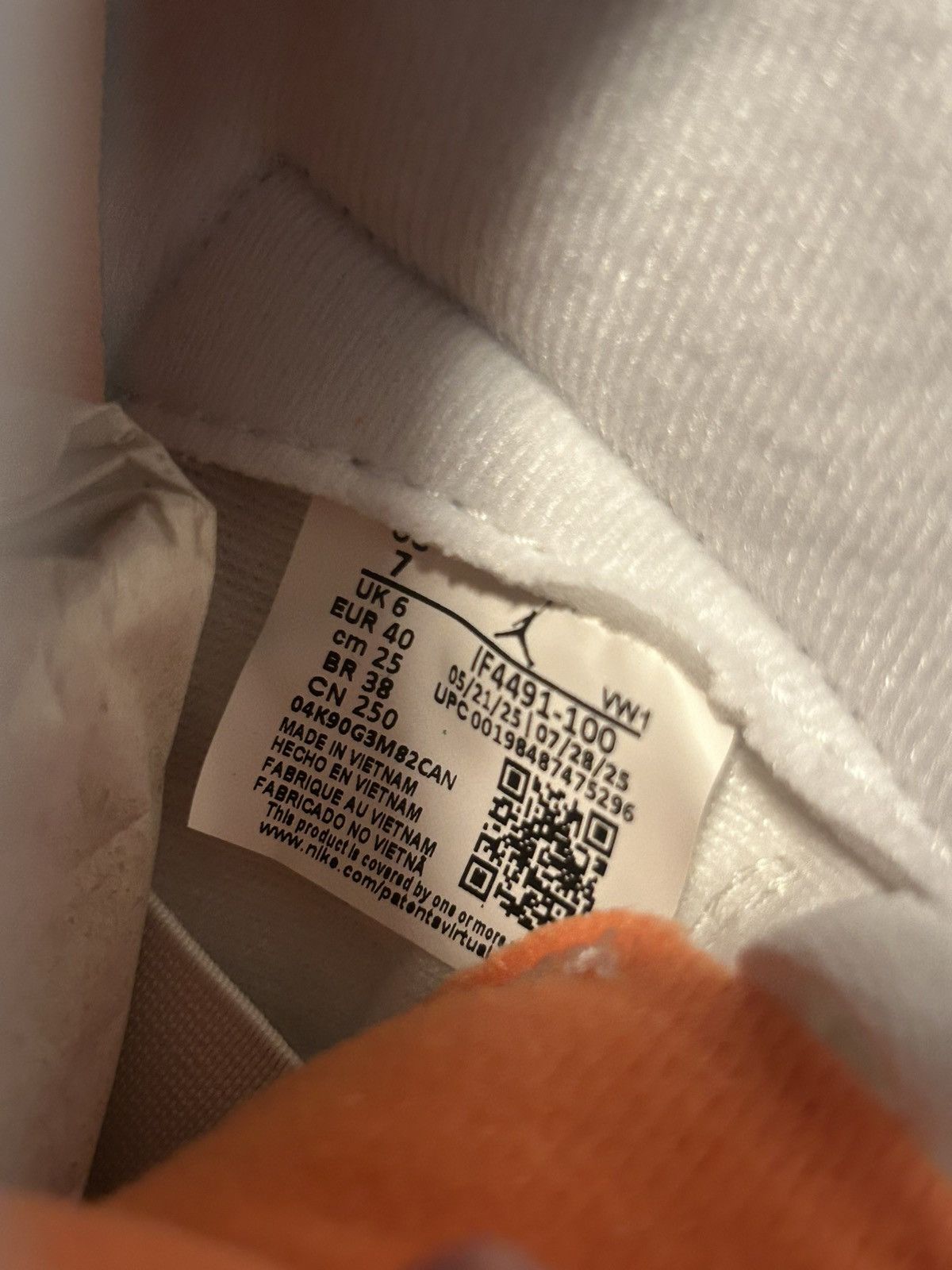 Nike Jordan 3 Solefly Size US 7 / EU 40 - 9 Thumbnail