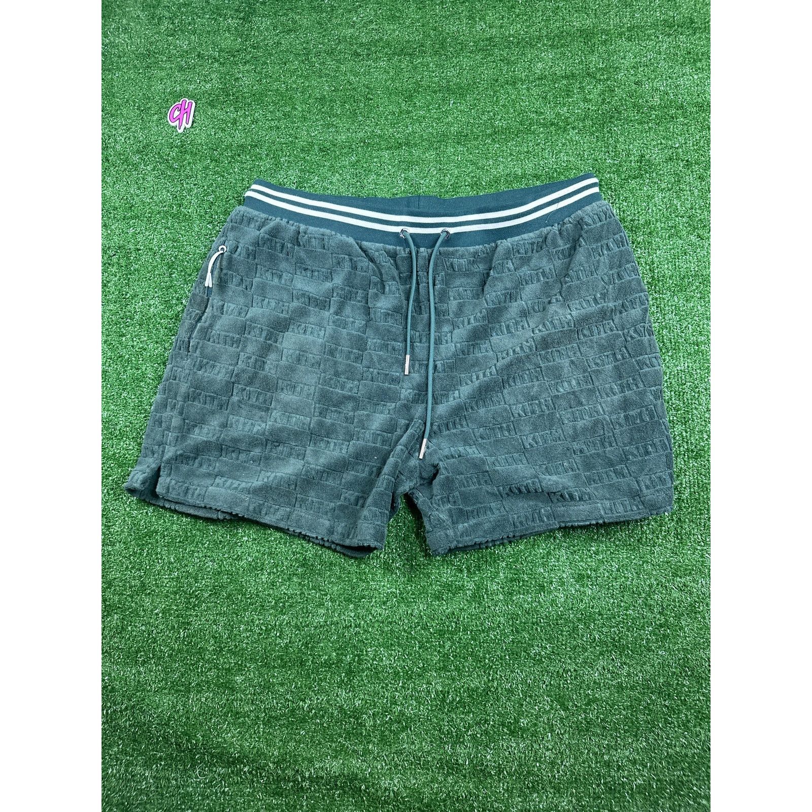 Kith Kith Graham Velour Forest Green Men's Shorts (USED) Size XL Size US 38 / EU 54 - 4 Thumbnail
