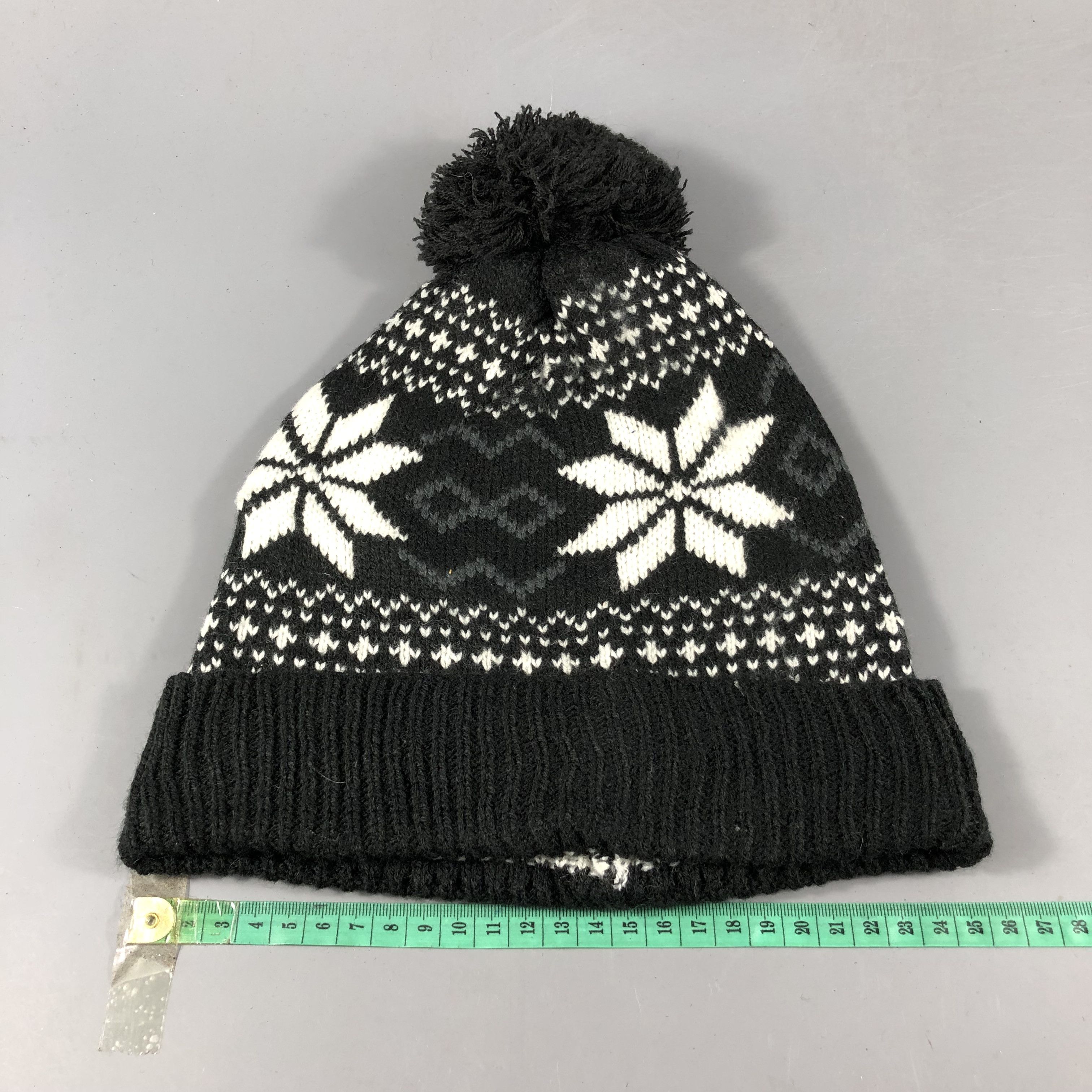 Vintage Unknown Fair Isle Bobble Beanie Snowcap Snow Hat B972 Size ONE SIZE - 3 Thumbnail
