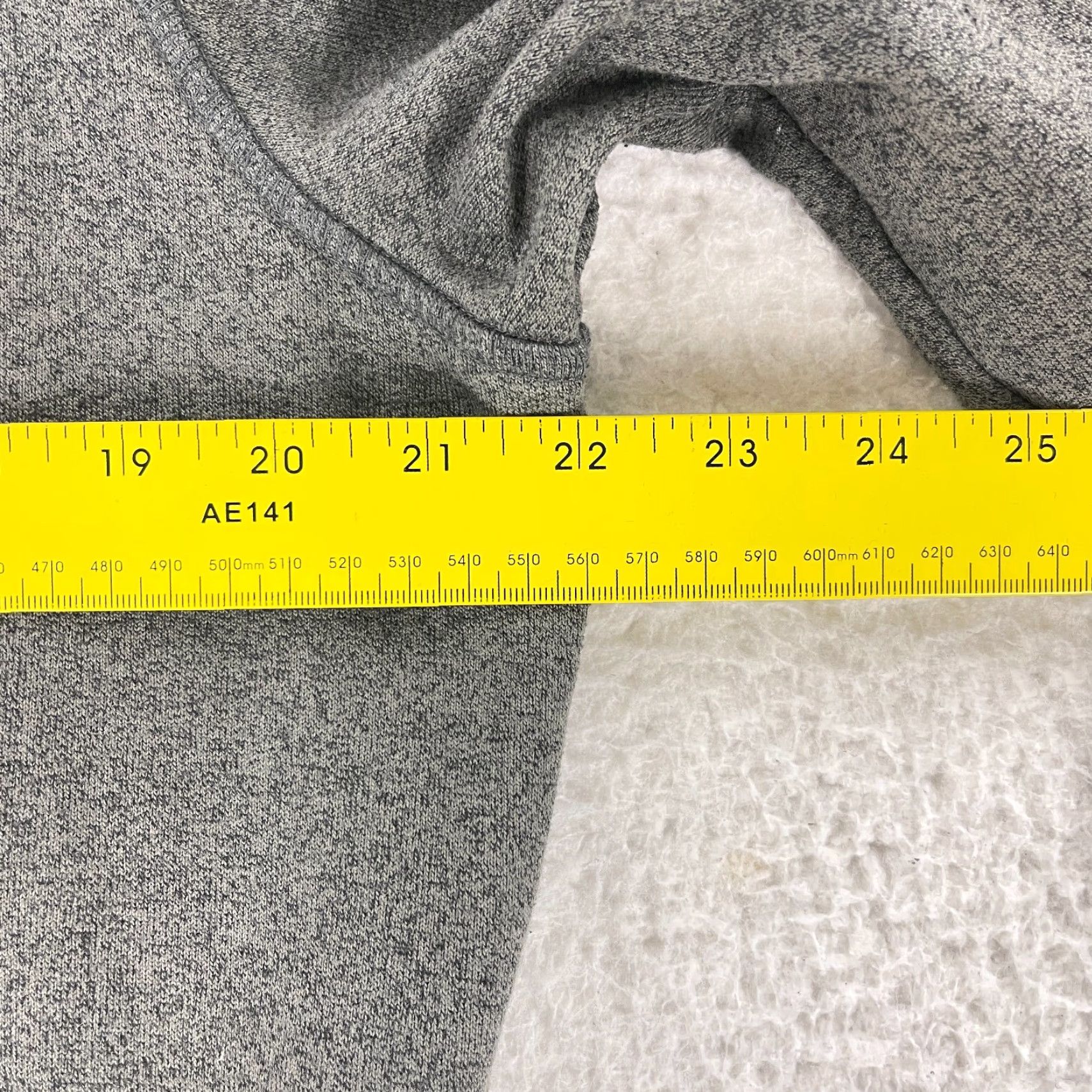 TravisMathew Travis Mathew Sweater Mens Large Gray 1/4 Button Mock Neck Long Sleeve Pullover Casual Knit Size US L / EU 52-54 / 3 - 6 Thumbnail