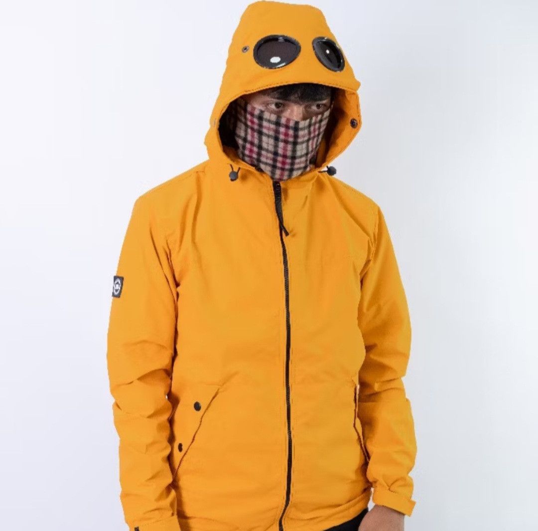 Japanese Brand 💥Casual Lens yellow colour hoodie jacket Size US M / EU 48-50 / 2 - 3 Thumbnail