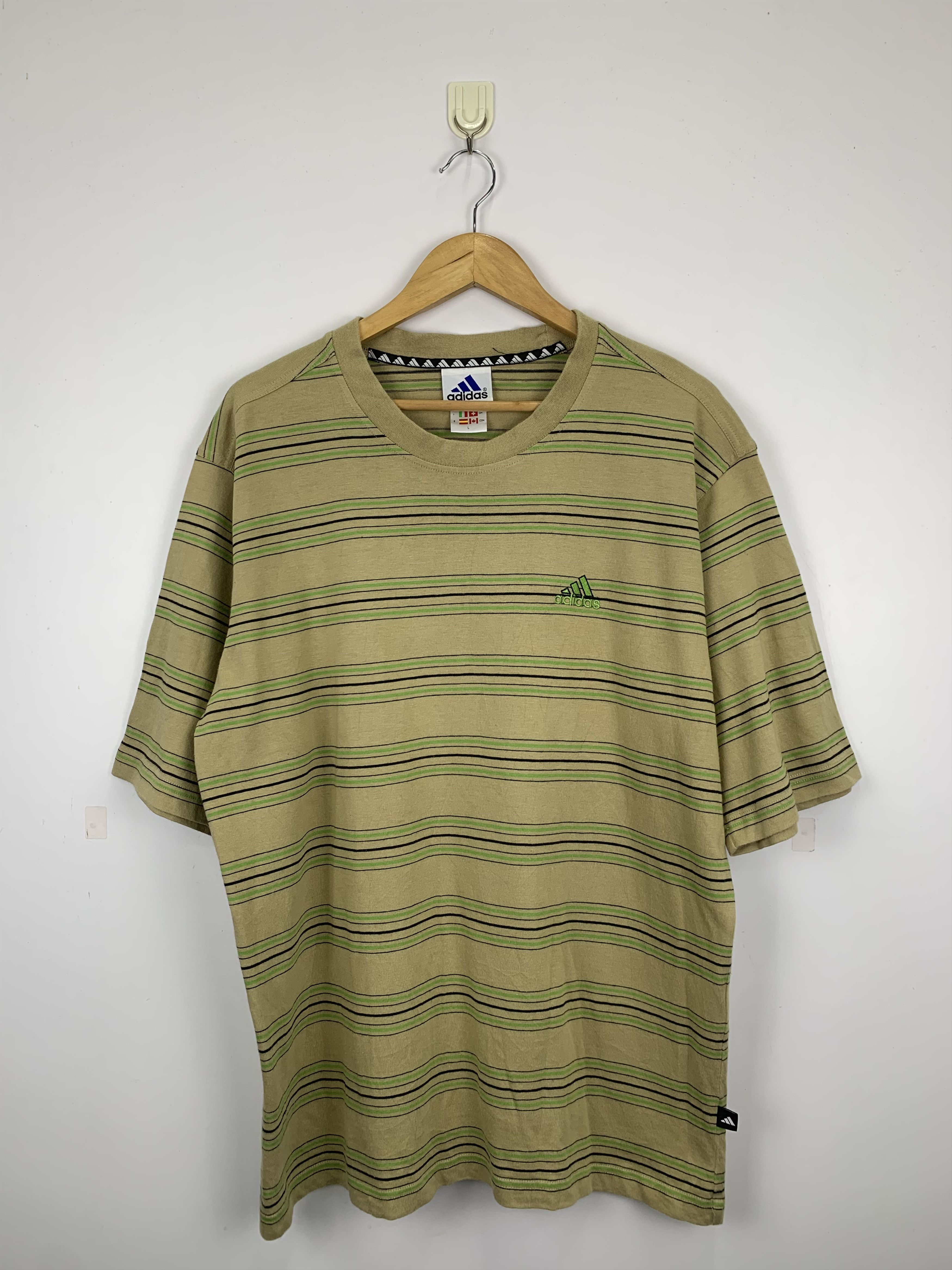 Vintage Vintage 90s Adidas Short Sleeve Stripe T Shirt TA0019 Size US L / EU 52-54 / 3 - 1 Thumbnail