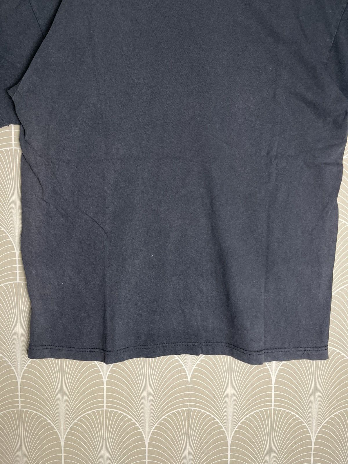 Armani Exchange × Vintage VINTAGE 90s ARMANI EXCHANGE CENTER LOGO TSHIRT SINGLE STITCH Size US L / EU 52-54 / 3 - 9 Thumbnail