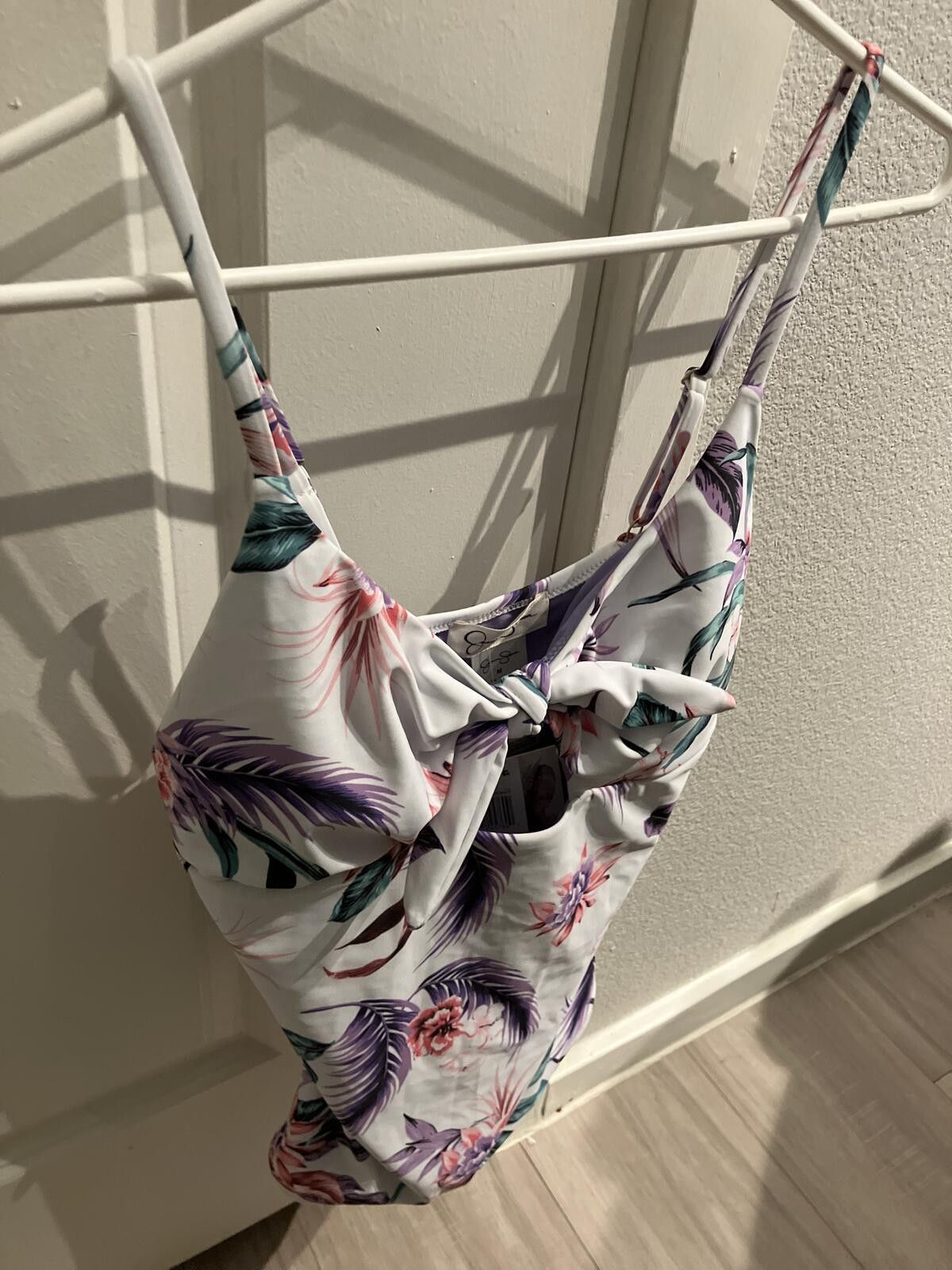 Other NWT Floral One-Piece Swimsuit with Front Knot Detail Size ONE SIZE - 3 Thumbnail