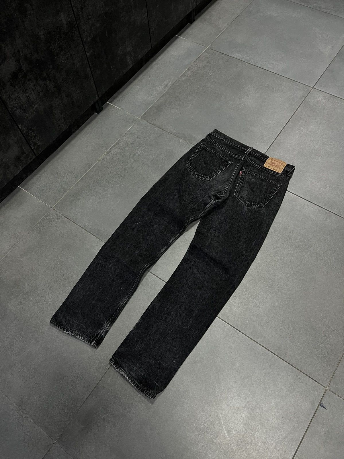 Levi's × Vintage Vintage Black Faded Denim Jeans Levi’s 501 Size US 32 / EU 48 - 1 Thumbnail
