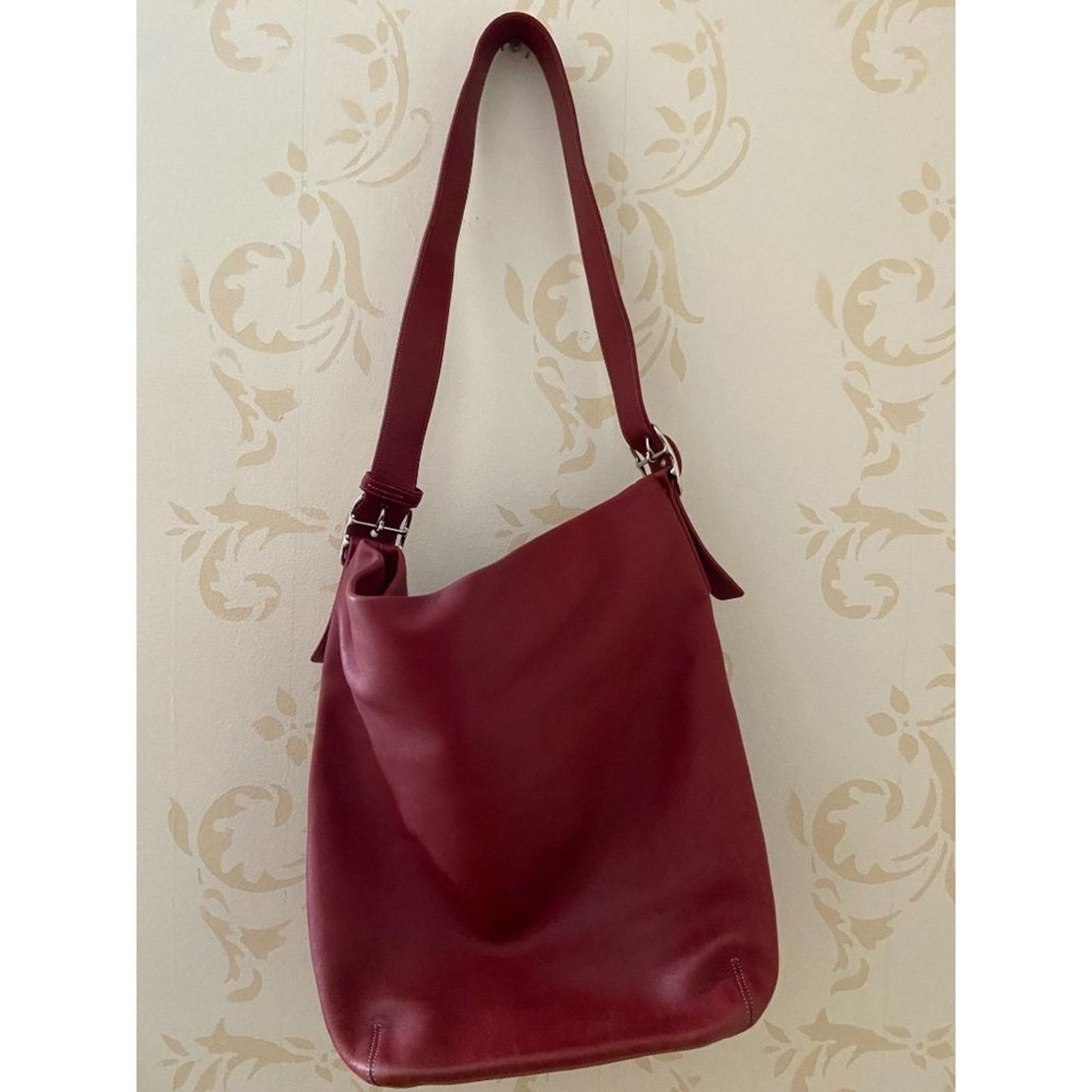 Coach Coach Beautiful Red Bucket Handbag Size ONE SIZE - 2 Thumbnail