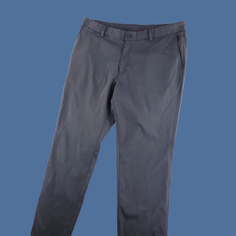 Nike Nike Pants Mens 36x33 Black Dri Fit Regular Straight Polyester Chino Golf Style Pants Mens Black 36x33 Size US 36 / EU 52 - 1 Thumbnail