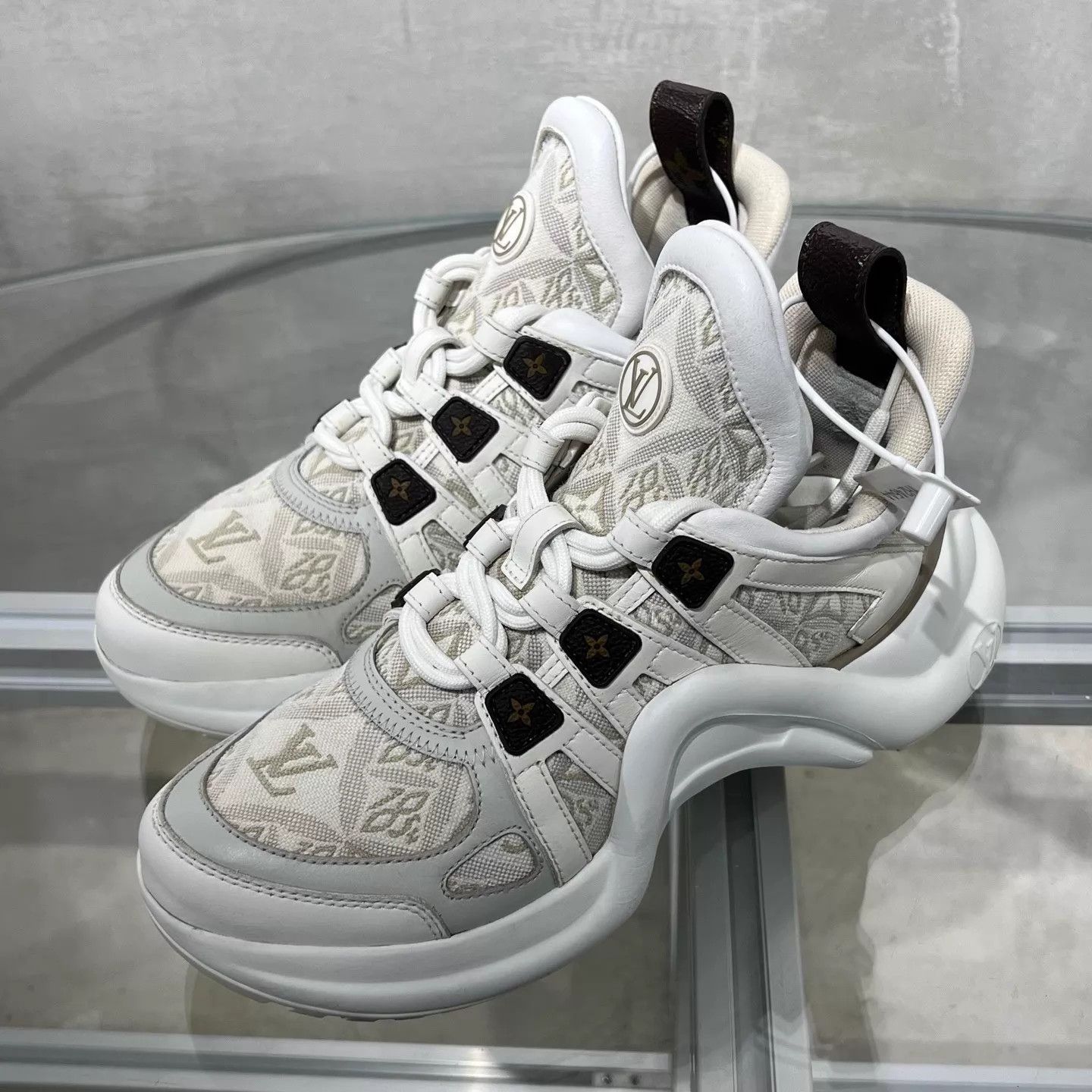Louis Vuitton LV Archlight Monogram Print White Dad Sneakers 36 Size US 5.5 / IT 35.5 - 2 Thumbnail