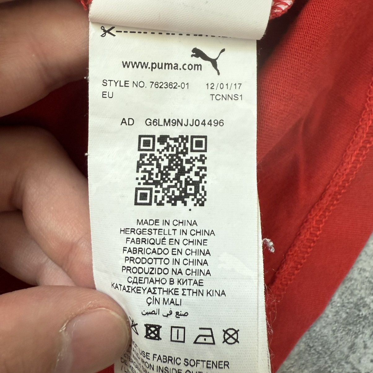 Puma Puma Ferrari Polo Shirt team Raikkonen NOT FOR SALE 2018 Size US L / EU 52-54 / 3 - 10 Thumbnail