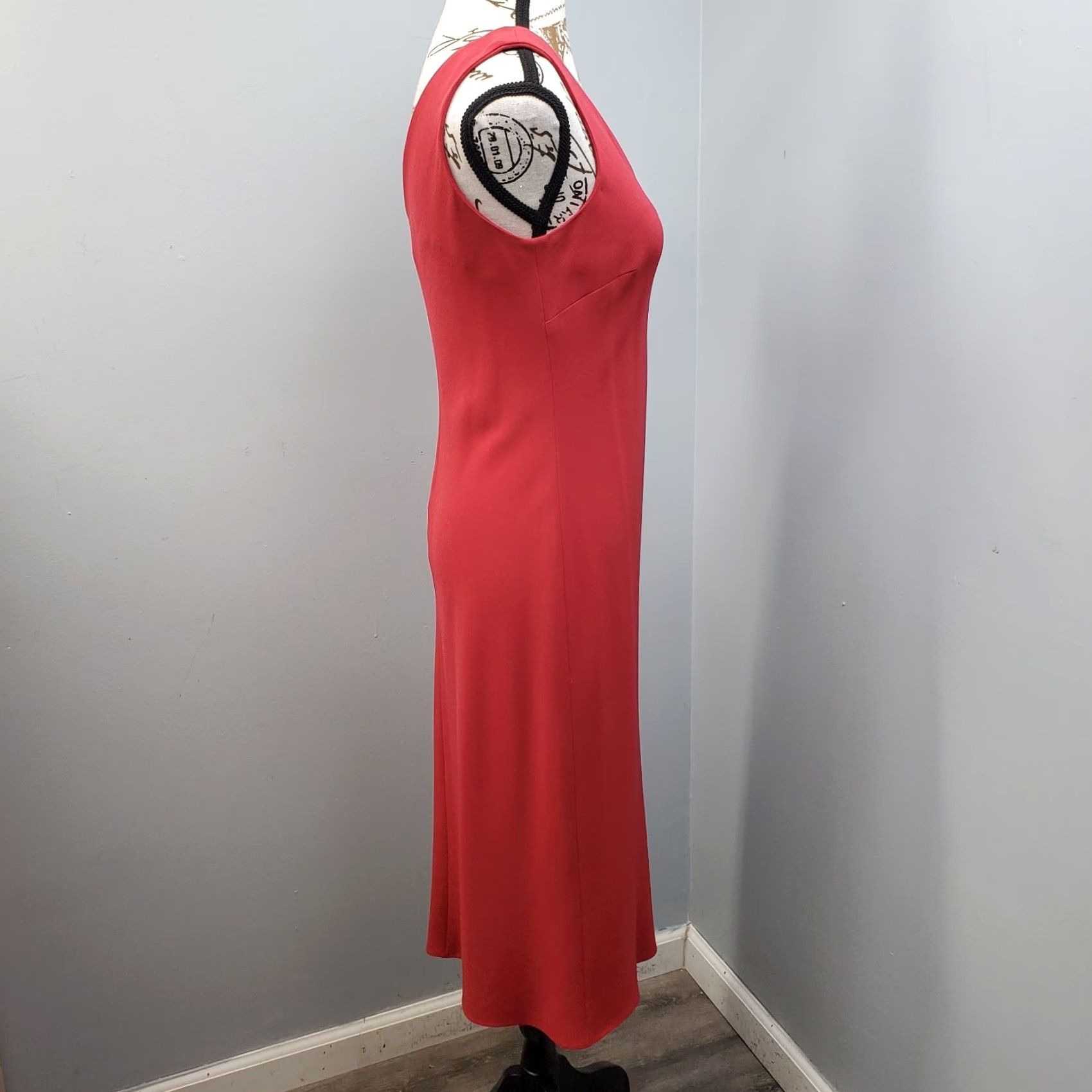 Ralph Lauren Lauren Ralph Lauren Womens 4 Red Summer Sleeveless Sheath Dress V-Neck Deep Neck, Wide Straps, Knee Length, Formal Sh Size S / US 4 / IT 40 - 5 Thumbnail