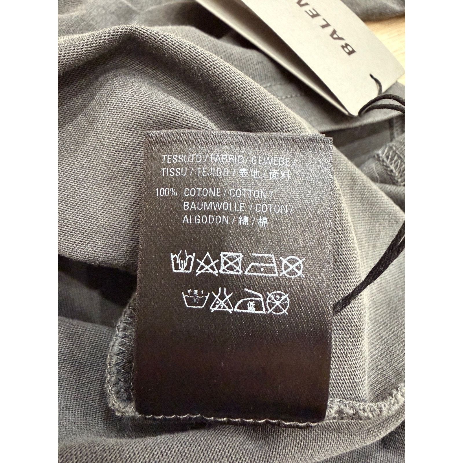 Balenciaga Balenciaga Archetype 2017 Dark Grey Logo Short Sleeve Tee M Size M / US 6-8 / IT 42-44 - 20 Thumbnail