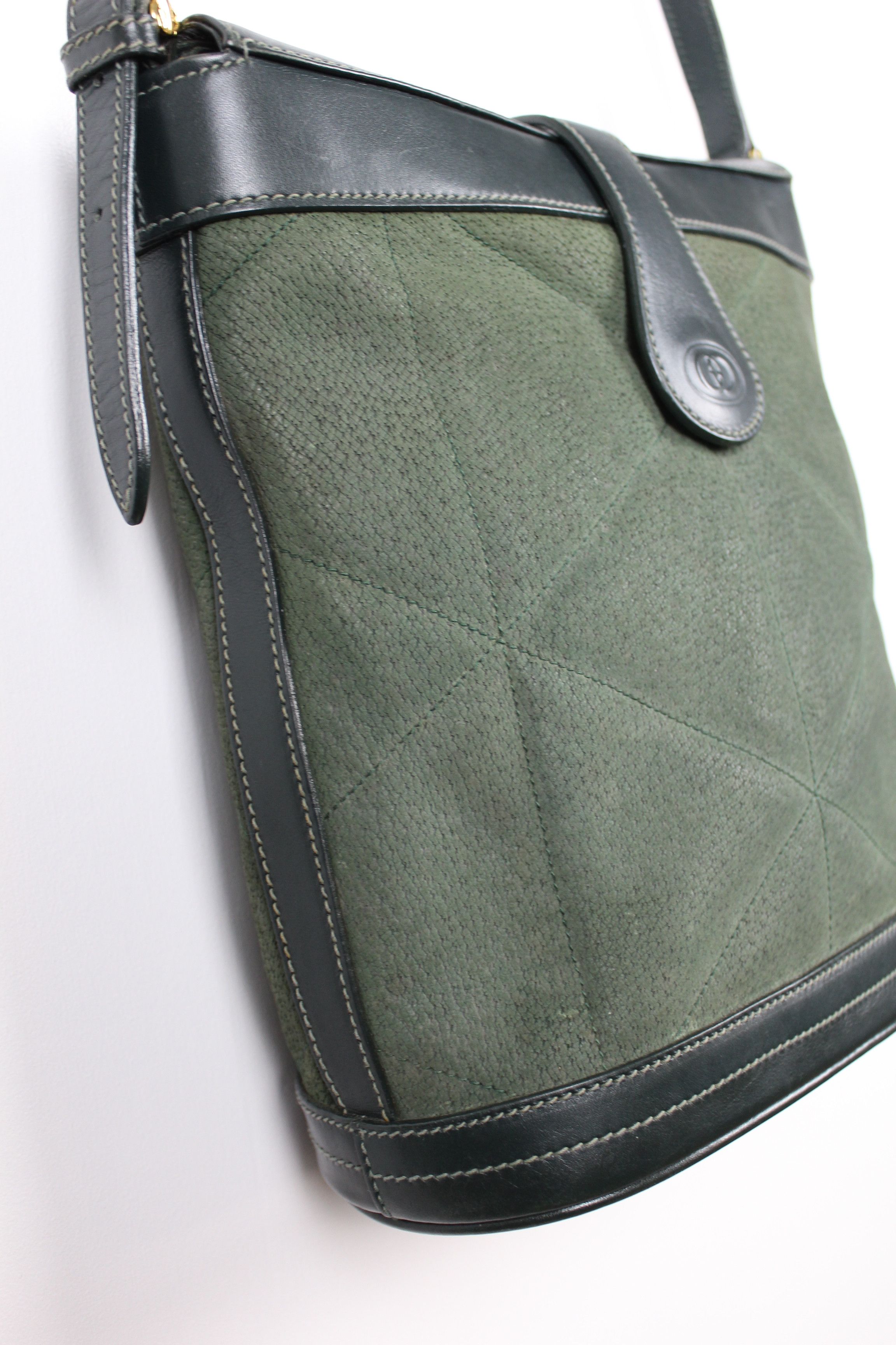 Gucci Gucci Green Suede Leather Bucket Crossbody Bag Gold Hardware Size ONE SIZE - 8 Thumbnail