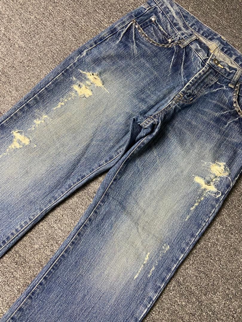 Japanese Brand Vintage WESTOPIA Distressed Denim Ripped Jeans (136) Size US 33 - 12 Thumbnail