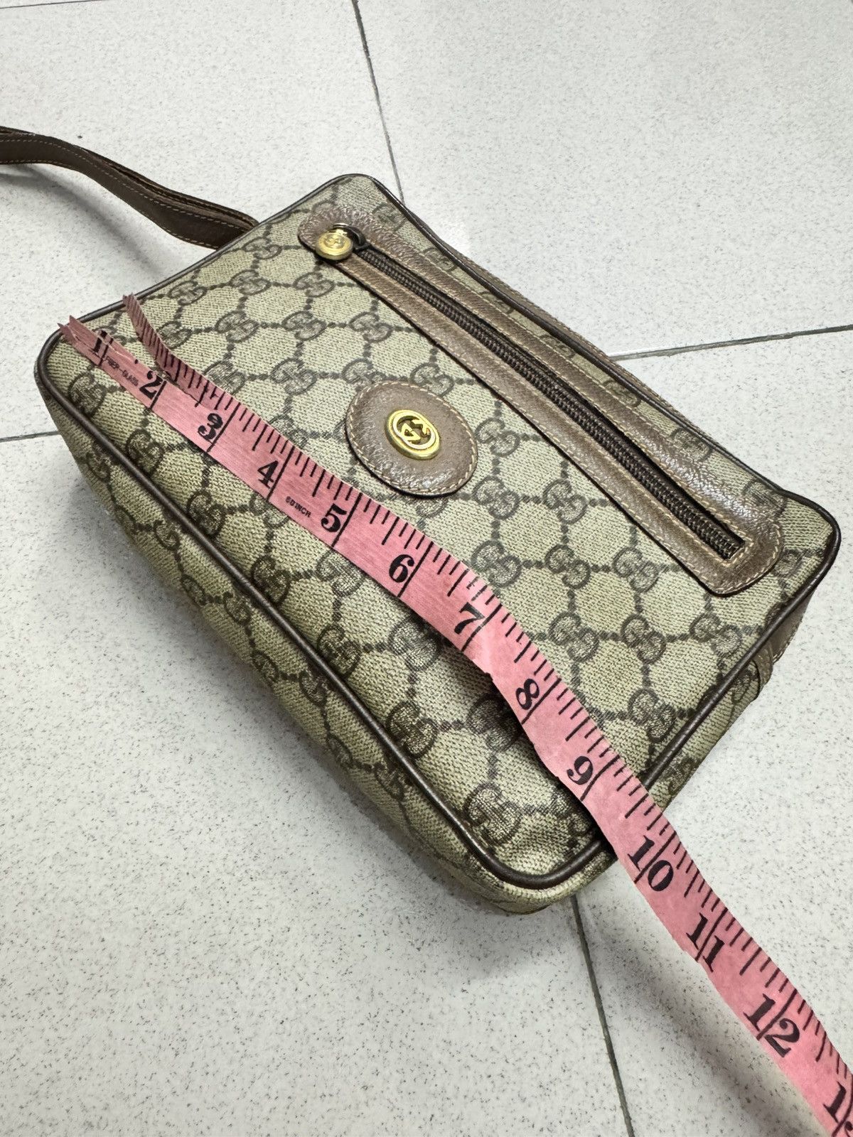 Gucci VINTAGE GUCCI FULL MONOGRAM CLUTCH BAG Size ONE SIZE - 3 Thumbnail