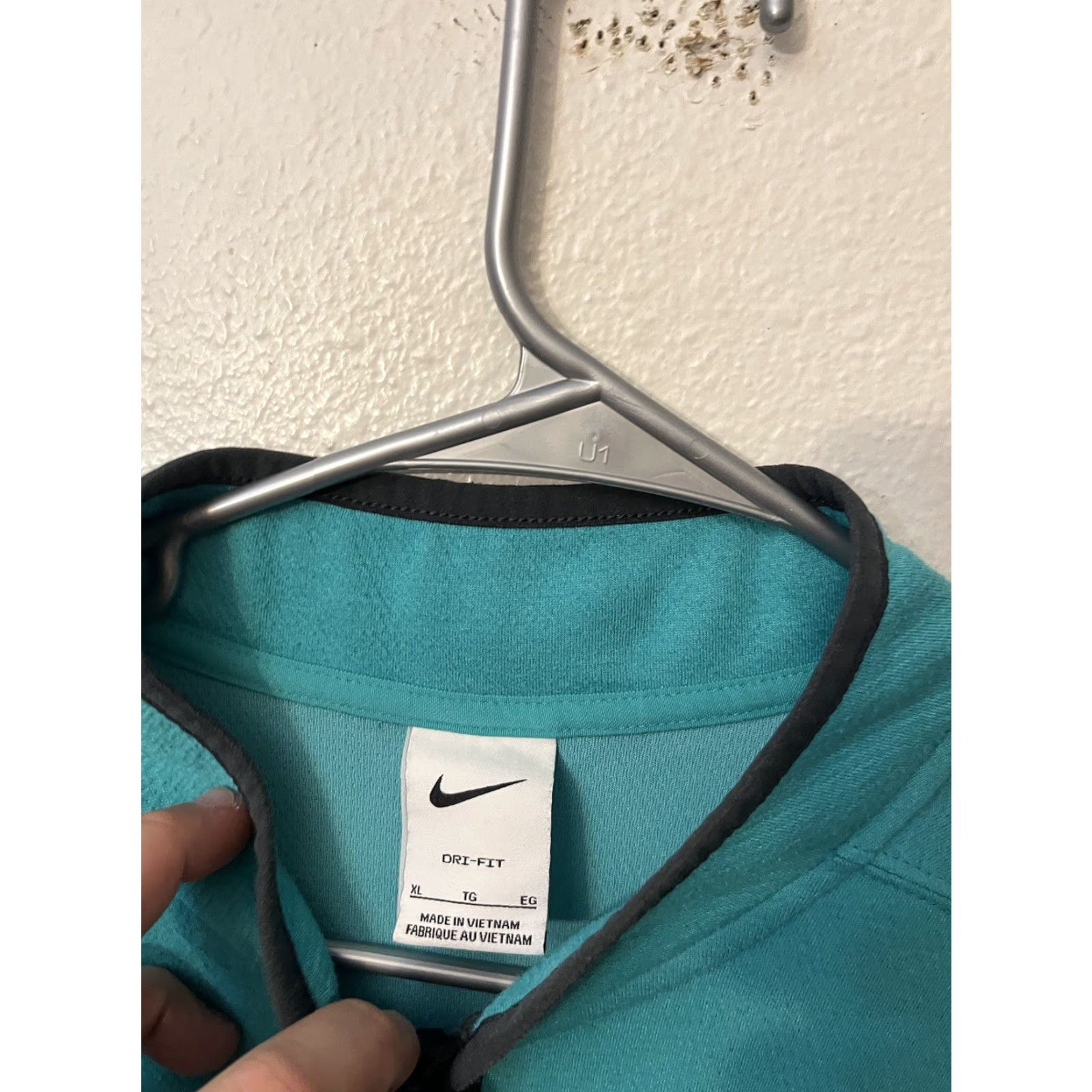 Nike Nike Dri-FIT Victory 1/4 Zip Golf Pullover Green XL Mens Cim DJ5474-318 Nike Dri-FIT Size US XL / EU 56 / 4 - 4 Thumbnail
