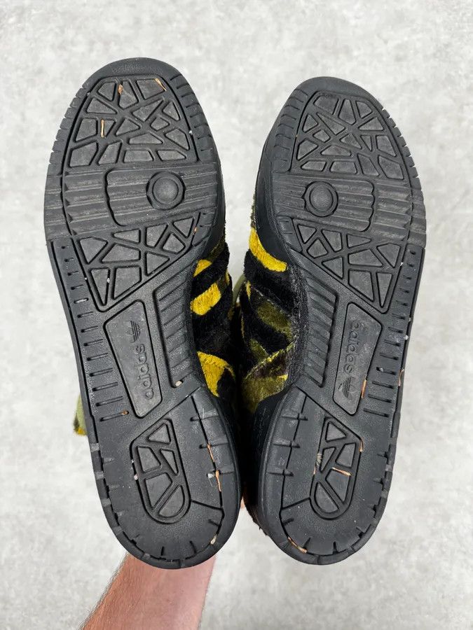 Adidas FW2013 Adidas x Jeremy Scott Khaki Plush Camo Bear Sneakers Size US 9 / EU 42 - 12 Thumbnail