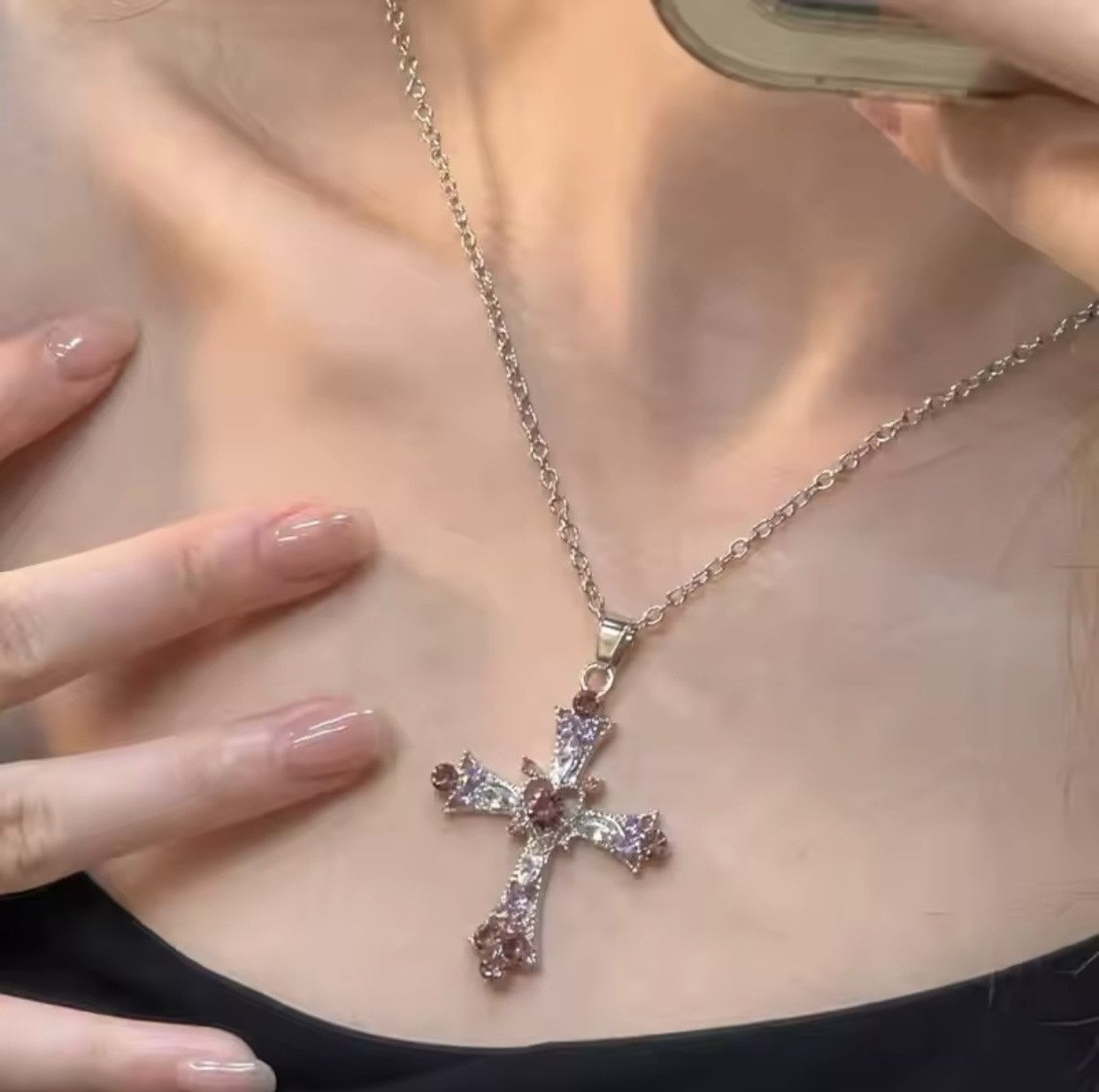 Jewelry Y2K Cross Necklace Punk Gothic Crystal Chain Size ONE SIZE - 2 Thumbnail