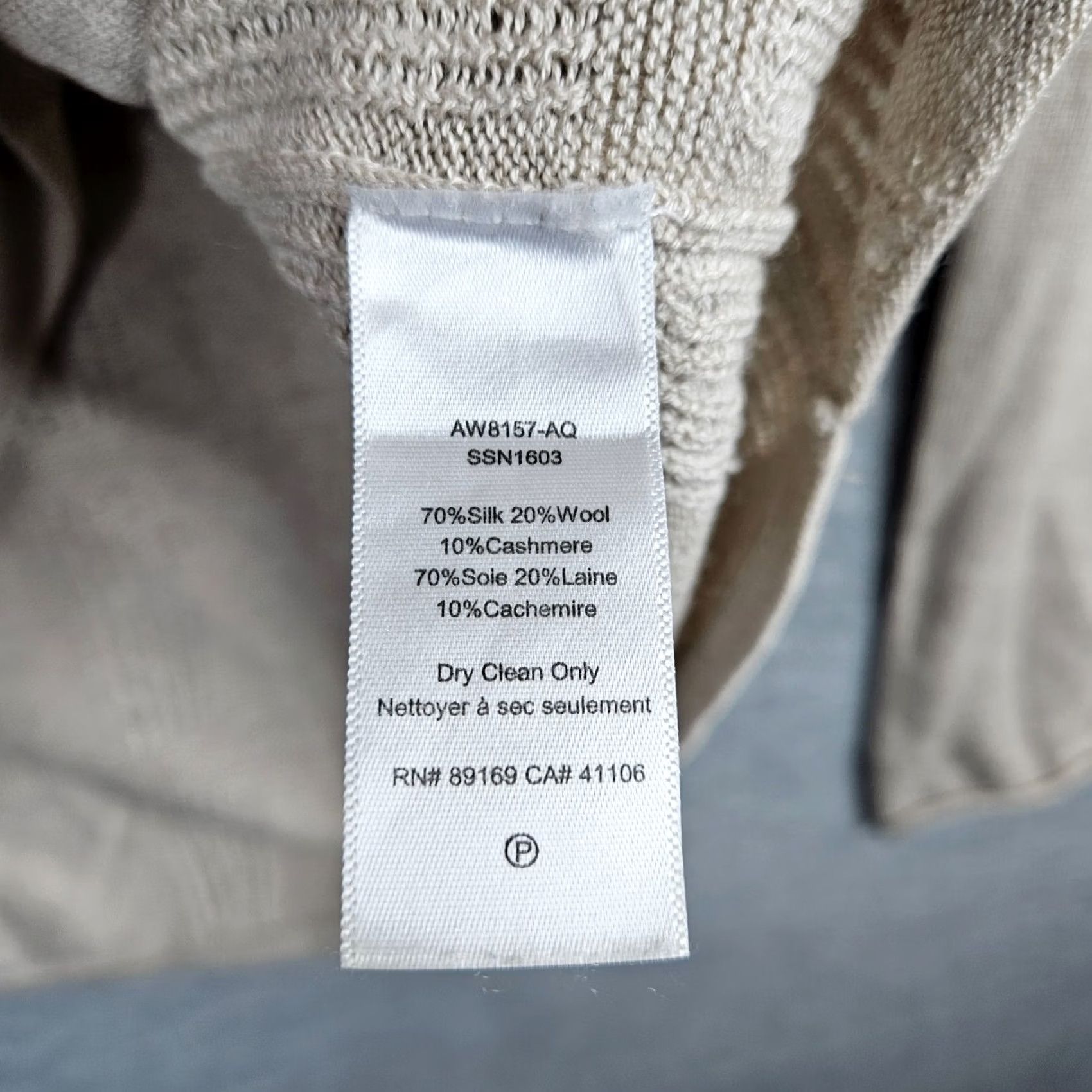 Vintage ATM Women’s Knit Sweater Long Sleeve Pull Over L Beige Cashmere Silk Wool Logo V-Neck All Seasons Regular Pullover Modern Shirt Mens Womens Boys Girls Size L / US 10 / IT 46 - 7 Thumbnail
