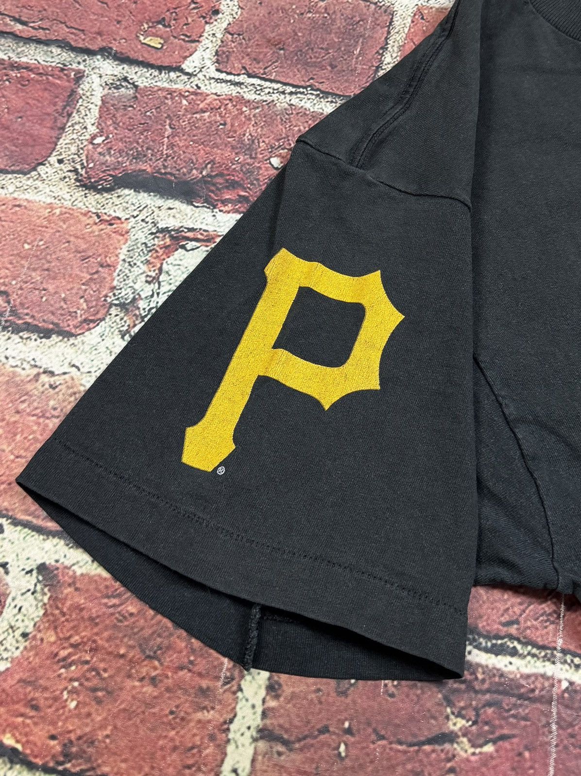 Pro Player Vintage Pittsburgh Pirates T Shirt 1997 AOP Single Stitch Size US XL / EU 56 / 4 - 7 Thumbnail