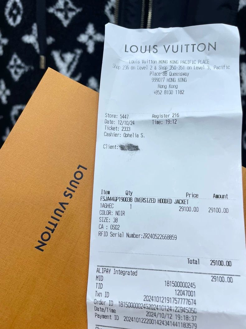 Louis Vuitton Louis Vuitton Black and white teddy plush coat with full l Size XS / US 0-2 / IT 36-38 - 8 Thumbnail