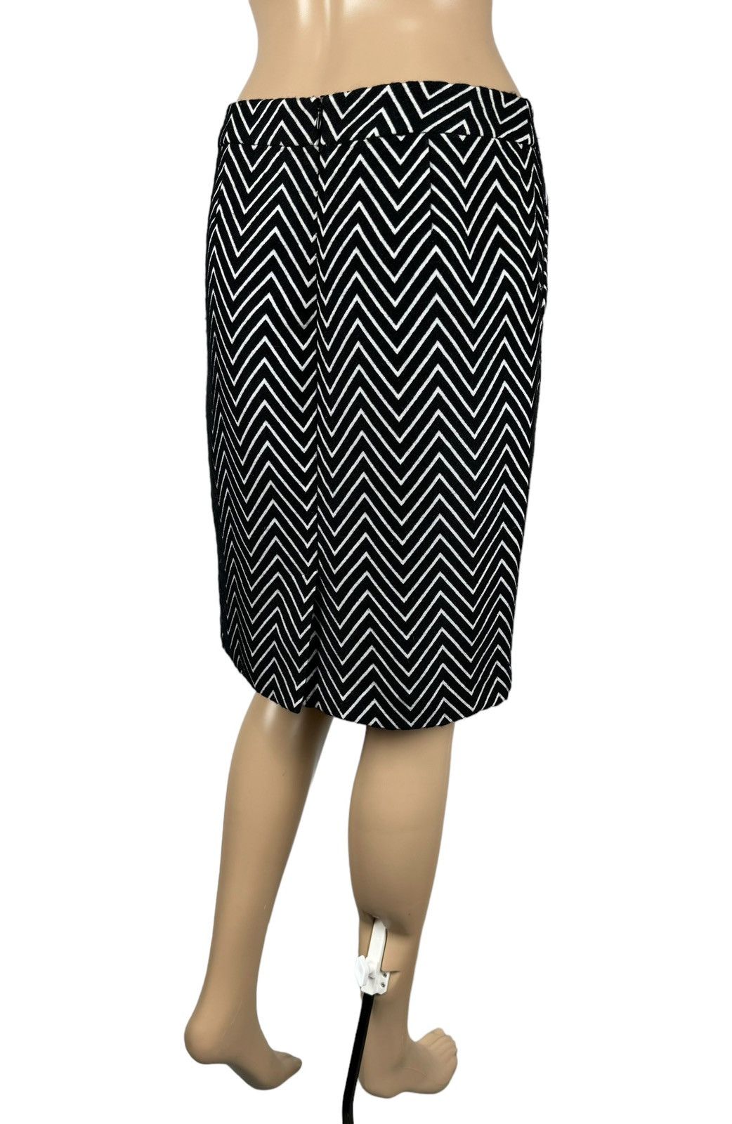 MAX&Co. Max&Co Pencil Skirt Zigzag Striped Wool-Polyester size US4 Size 27" / US 4 / IT 40 - 13 Thumbnail