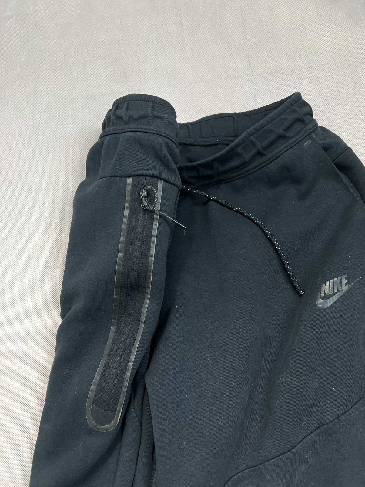 Nike Pants Nike Tech Fleece Black Size US 34 / EU 50 - 4 Thumbnail
