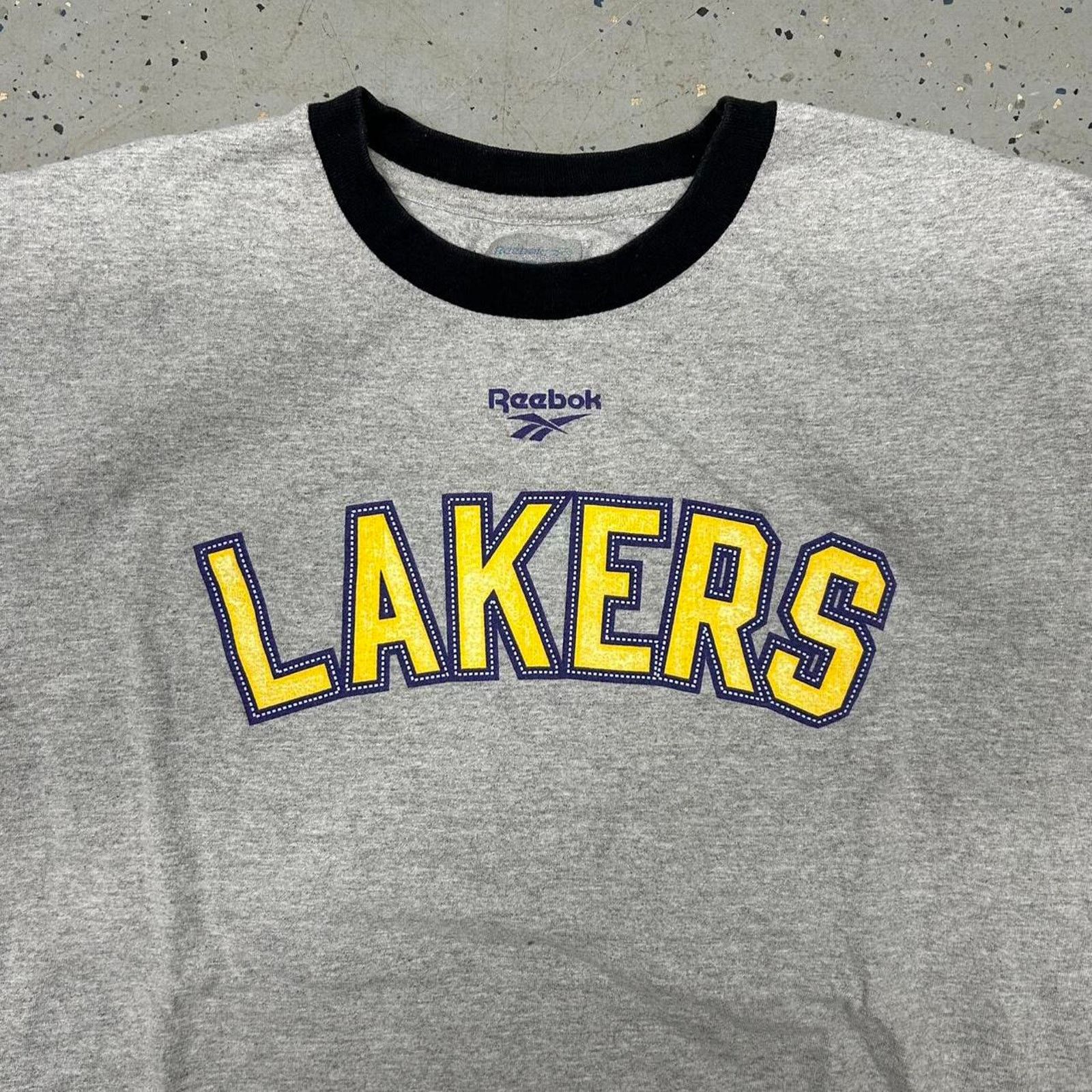 Reebok Y2K Grey and yellow Reebok NBA Lakers ringer t-shirt Size US XXL / EU 58 / 5 - 2 Thumbnail
