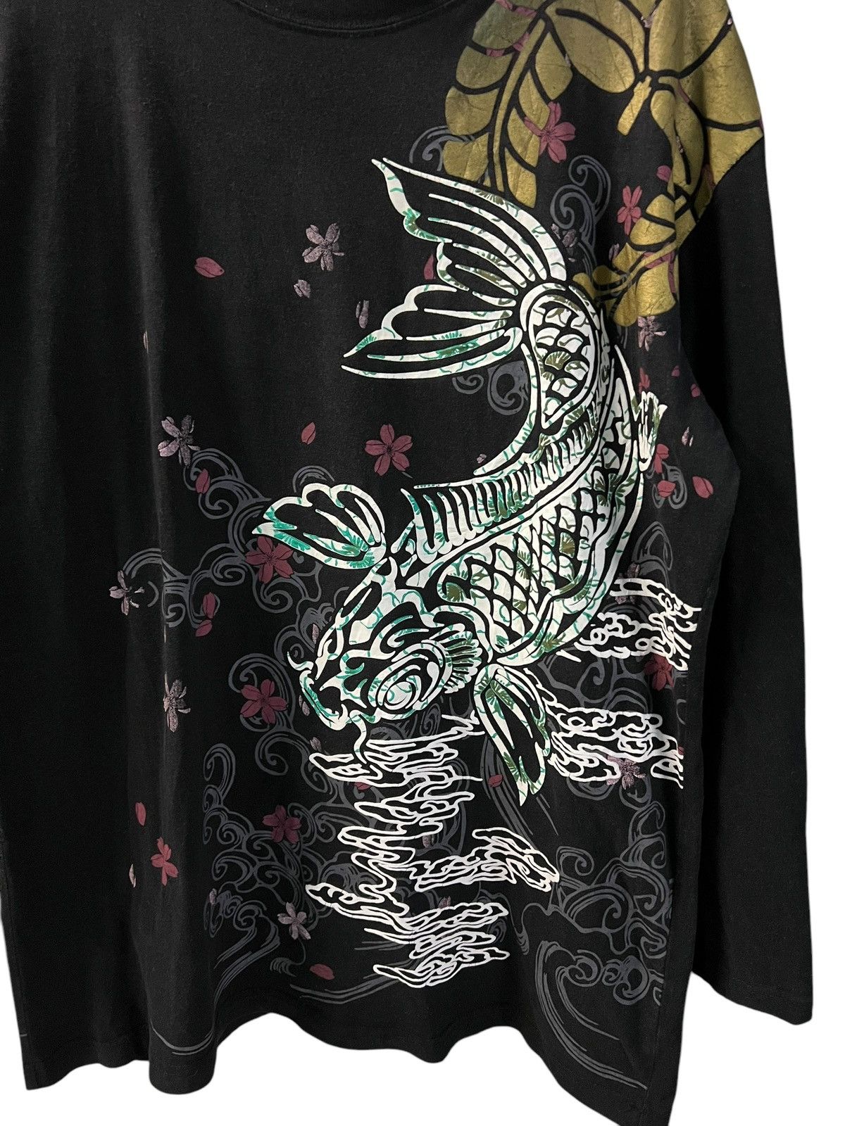Japanese Brand VINTAGE SUKAJAN SOUVENIR FISH KOI TSHIRT L/S Size US L / EU 52-54 / 3 - 5 Thumbnail