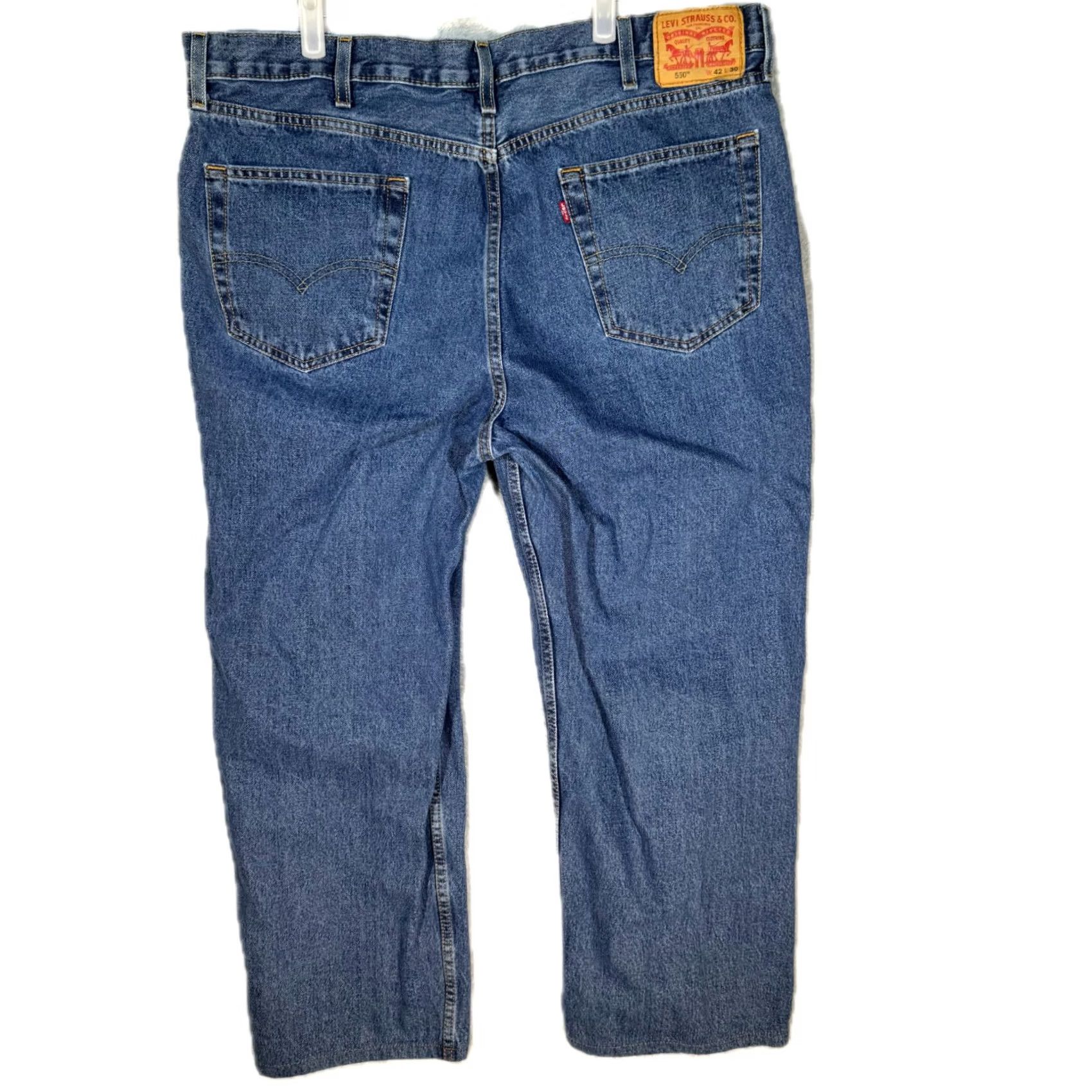 Levi's Levi’s 550 Jeans Men 42x30 Blue Denim Medium Wash Relaxed Fit Straight Leg Size US 42 / EU 58 - 2 Thumbnail