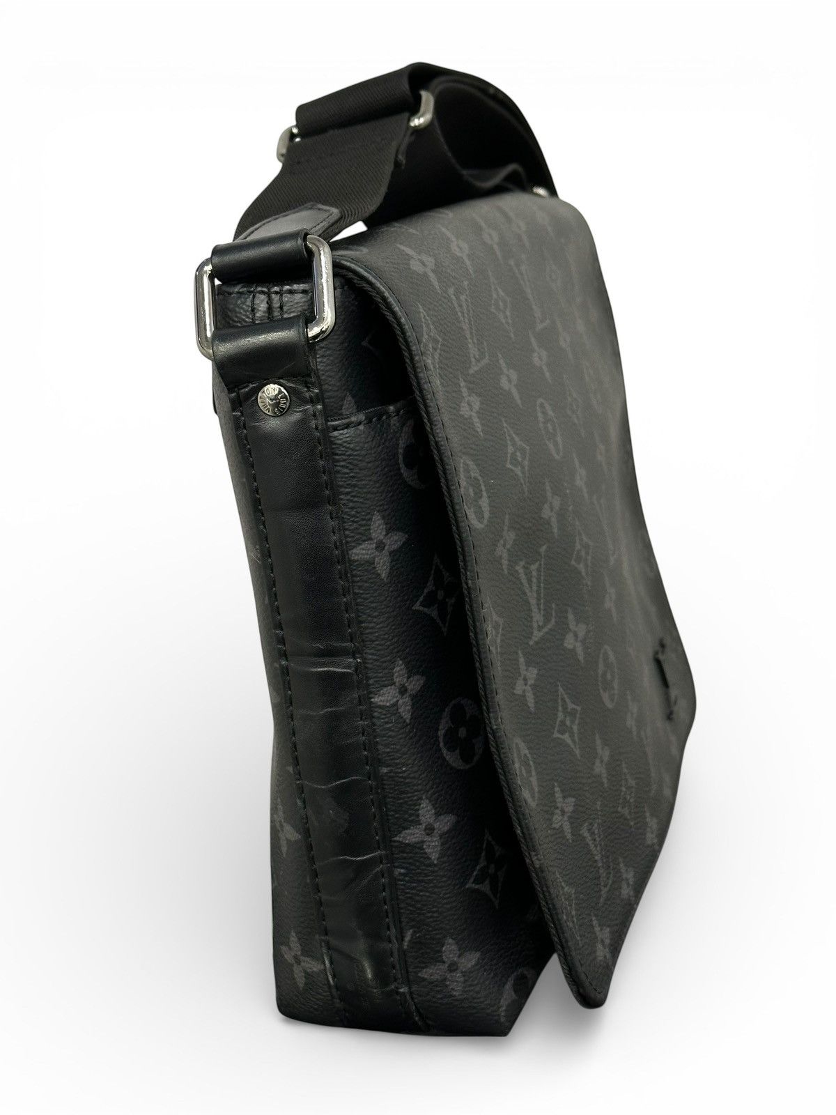 Louis Vuitton LOUIS VUITTON Monogram Eclipse District Shoulder Bag Size ONE SIZE - 5 Thumbnail
