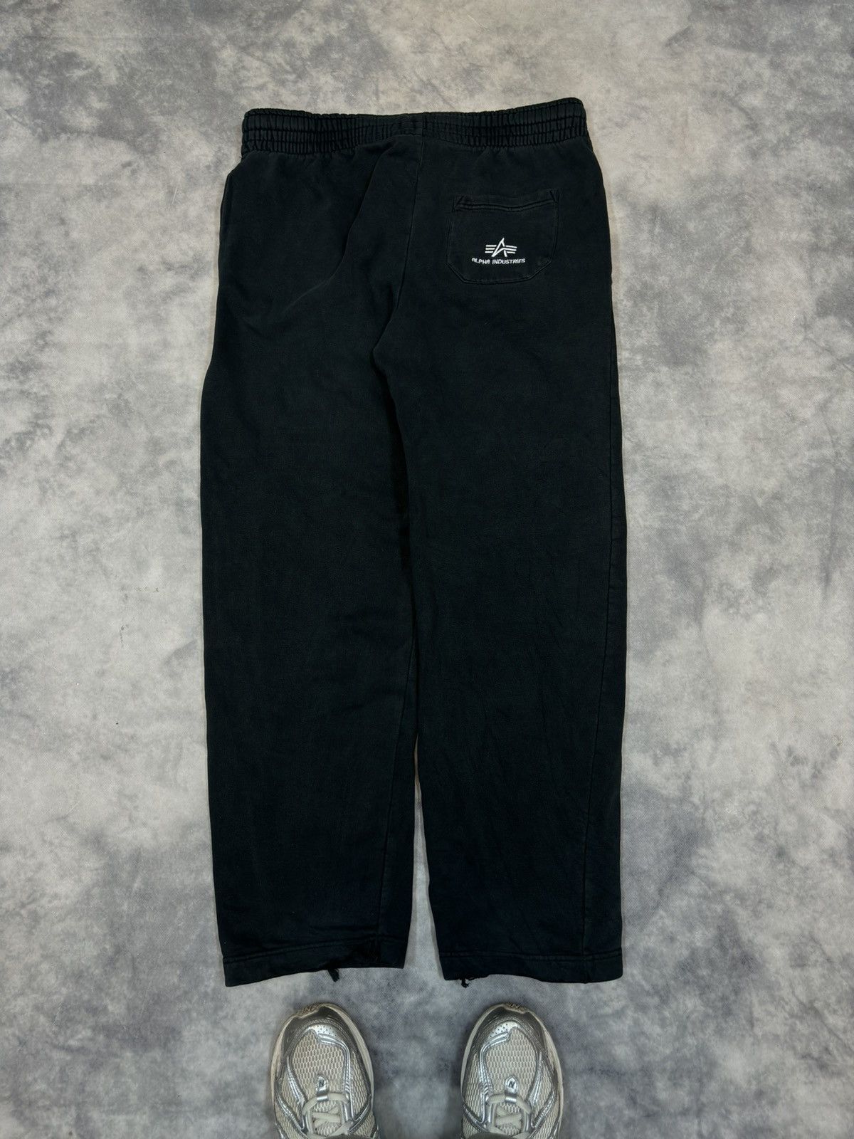 Alpha Industries × Vintage Alpha Industries 90s 00s Sweatpants Boxy Baggy Streetwear m Size US 34 / EU 50 - 3 Thumbnail