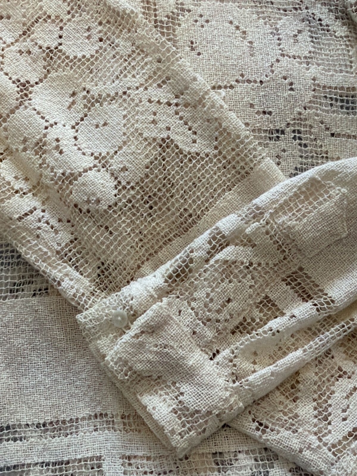 Bode Bode 2020 1-of-1 fruit lace shirt Size US XL / EU 56 / 4 - 6 Thumbnail