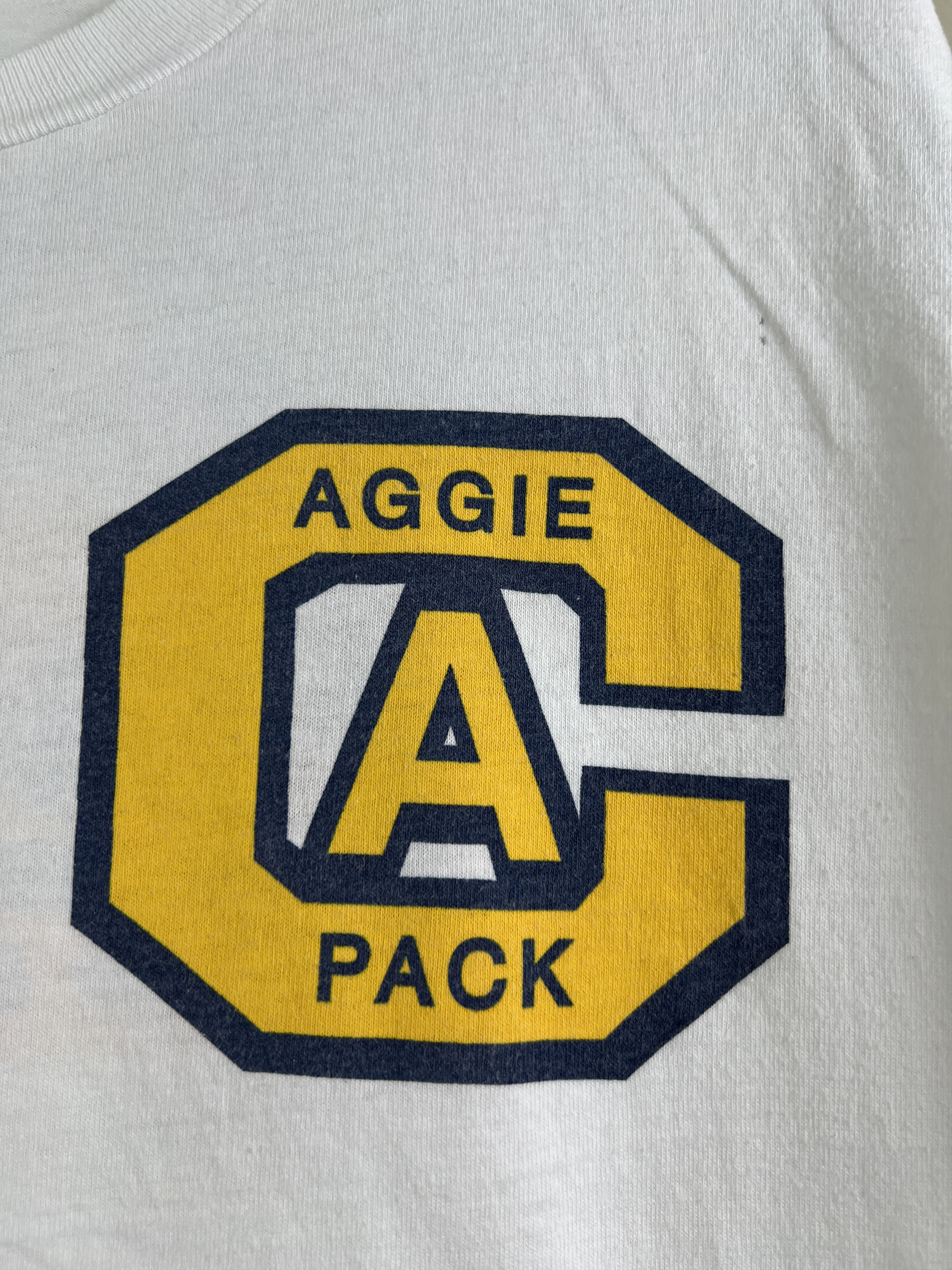 Vintage No.4859 Vintage 90s UC Davis Aggie Pack Graphic Tee (XL) Size US XL / EU 56 / 4 - 2 Thumbnail