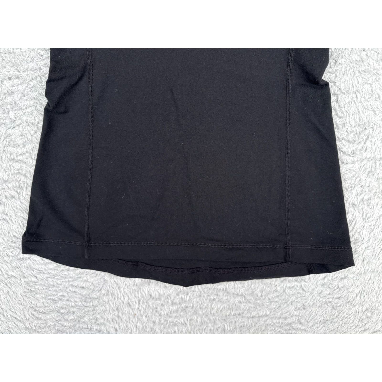 Lululemon Lululemon Shirt Women 6 Black Tank Built In Bra Yoga Scoop Neck Racerback Casual Sleeveless Size M / US 6-8 / IT 42-44 - 5 Thumbnail