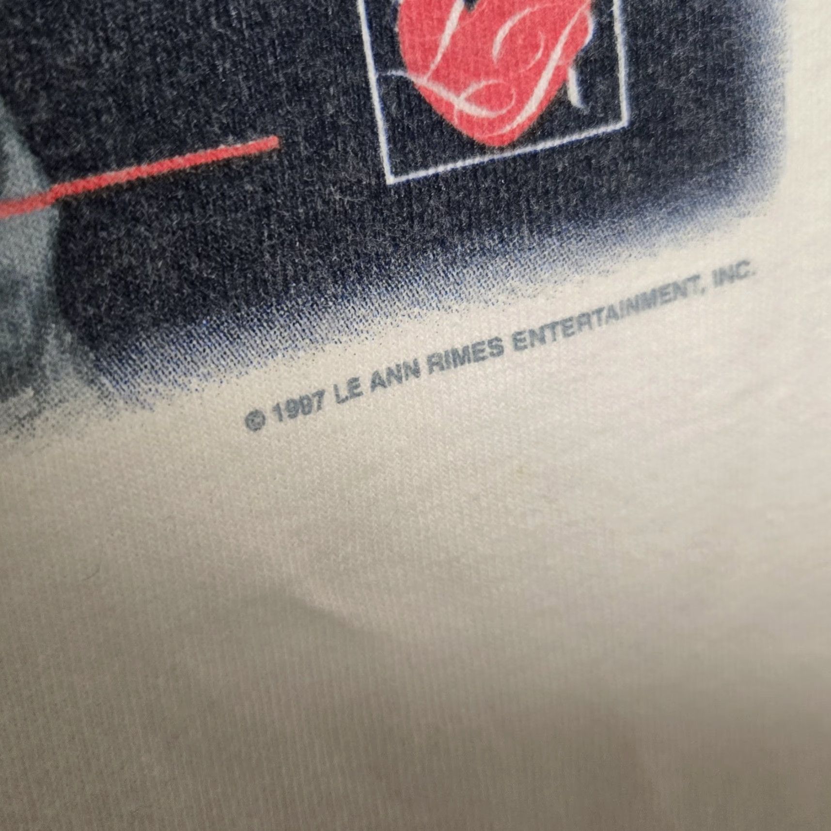 Anvil VINTAGE Leann Rimes Concert Tour T-Shirt L White 1997 Country Single Stitch Mens Regular L Size US L / EU 52-54 / 3 - 4 Thumbnail