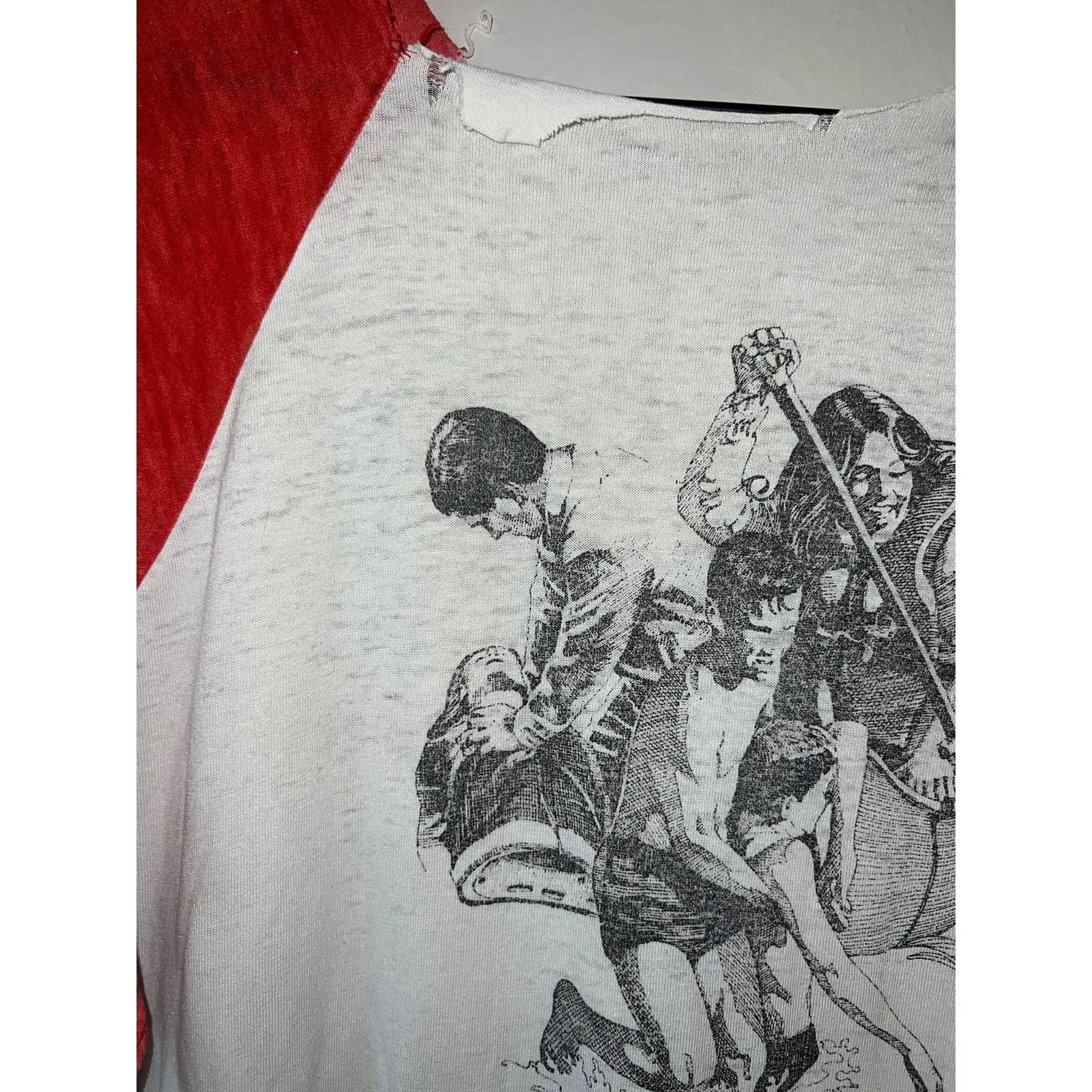 Vintage Vintage American Red Cross Shirt Safety Servcies Tee 80s XL Size US XL / EU 56 / 4 - 10 Thumbnail