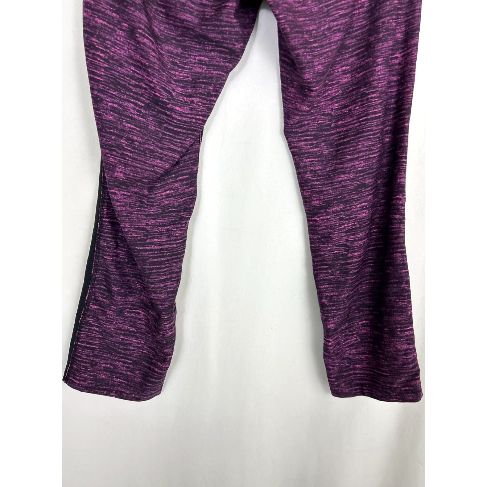 Nike Nike Womens Leggings Capri DriFit Drawstring M Black Pink 28x24 Activewear Womens Size 32" / US 10 / IT 46 - 7 Thumbnail