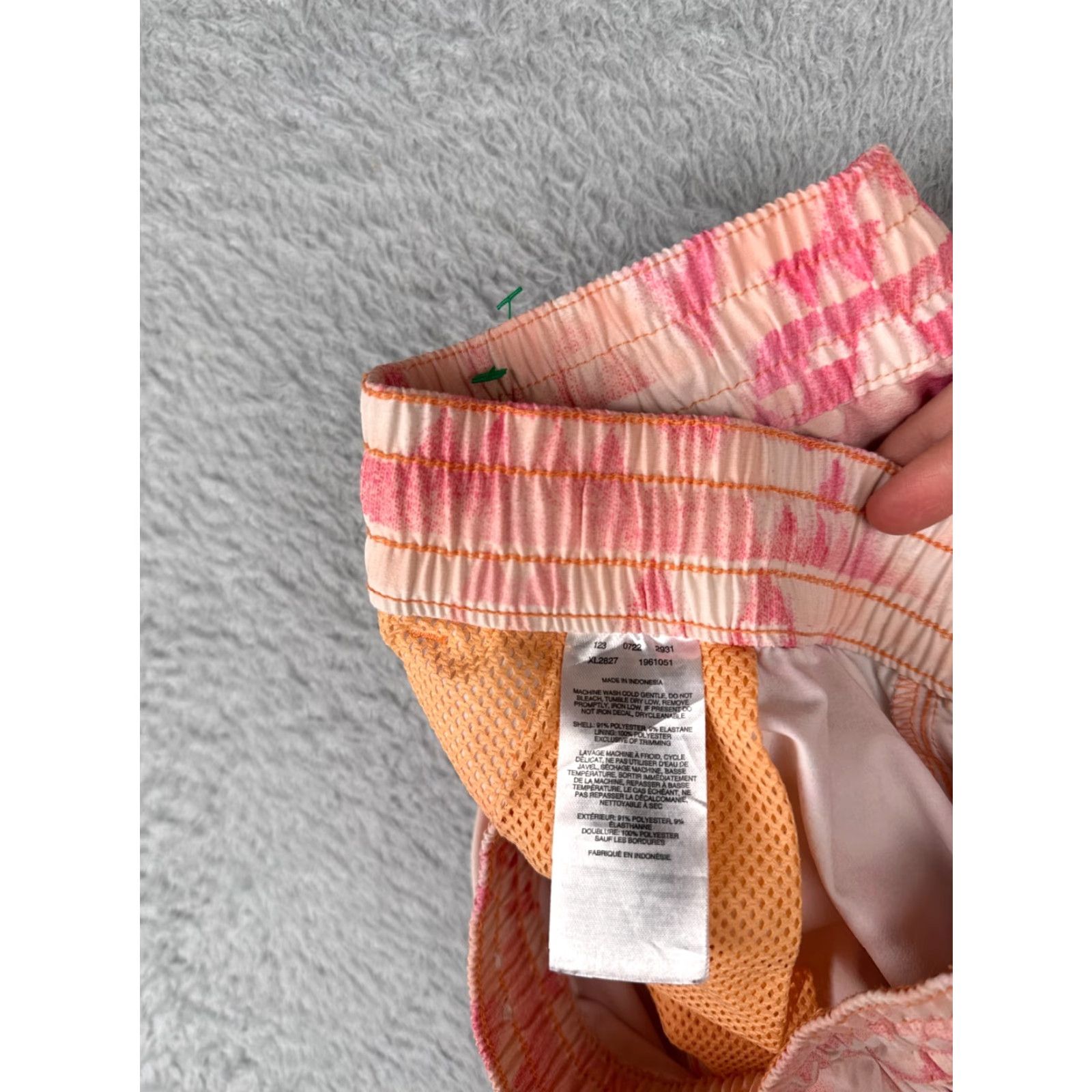 Pinko Columbia Shorts Women Large Pink Orange Triangle Pattern Sweat Run Gym Polyester Size 36" / US 14 / IT 50 - 7 Thumbnail