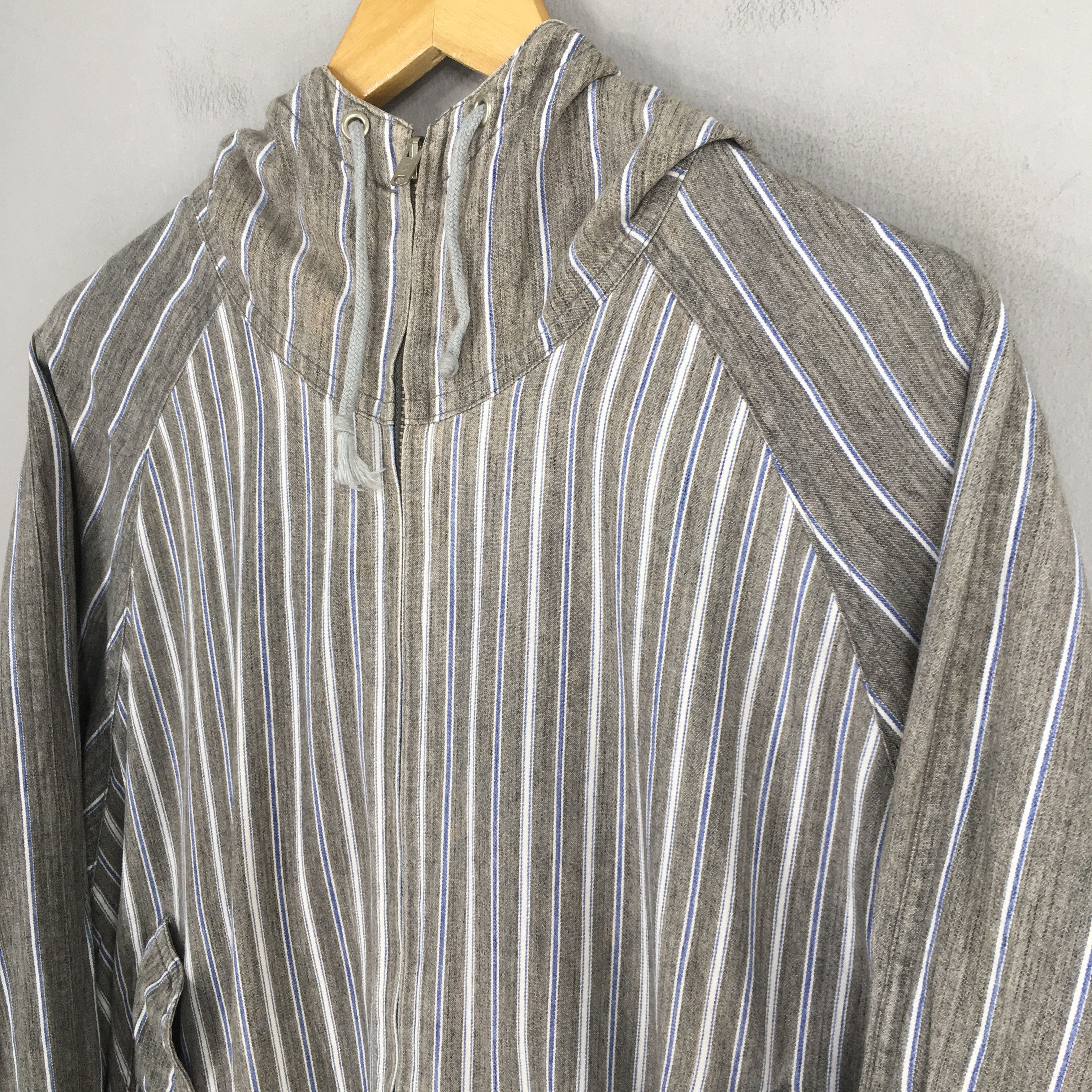 Issey Miyake Vintage 80s Issey Sport IS Carelabel Sweatshirt Large Size US L / EU 52-54 / 3 - 5 Thumbnail