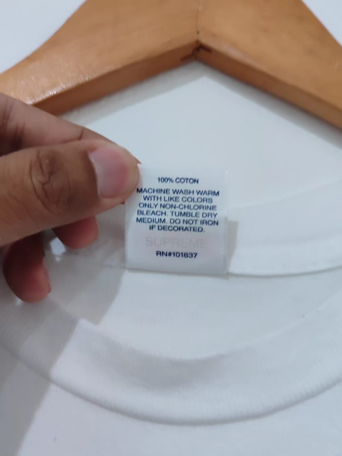 Supreme Supreme gas tee white Size US L / EU 52-54 / 3 - 6 Thumbnail