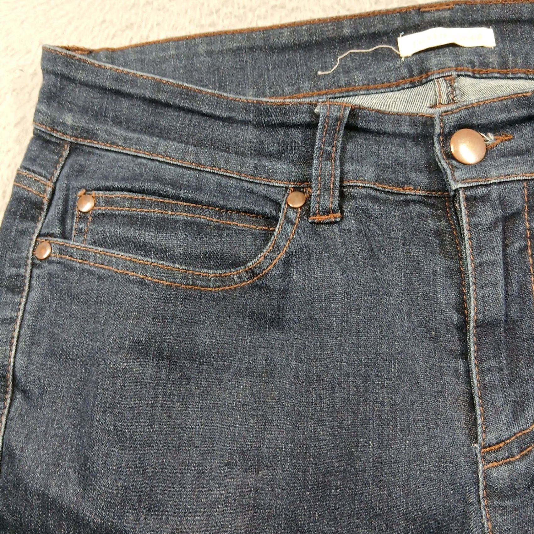 Eileen Fisher VINTAGE? No. Eileen Fisher Jeans Blue Dark Wash 6 Organic Cotton Stretch Skinny Leg Denim 5-Pocket Womens EUC Size 28" / US 6 / IT 42 - 7 Thumbnail