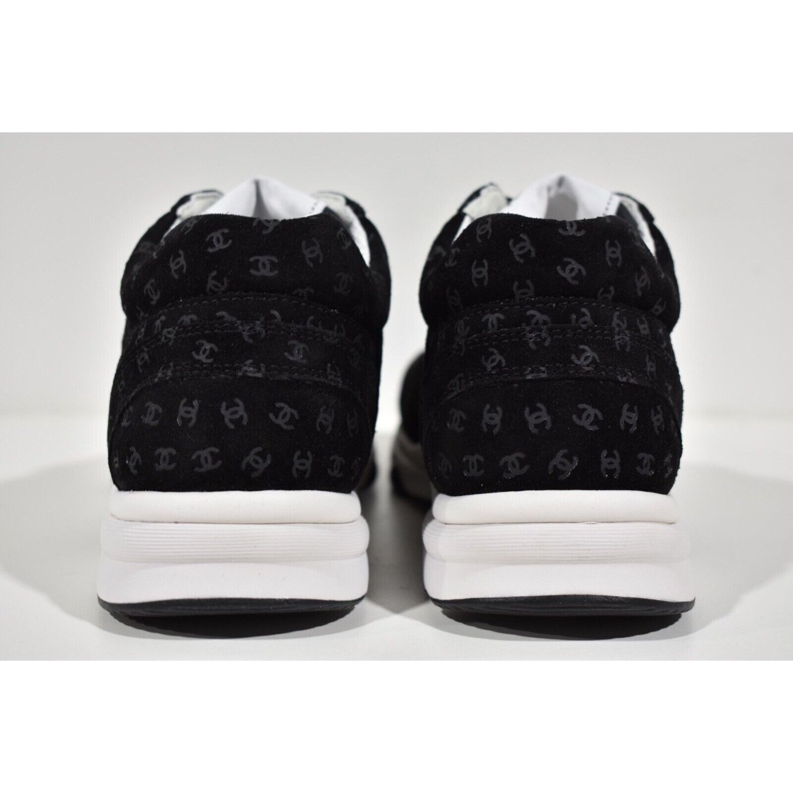Chanel 22A Printed CC Logo White Flat Runner Trainer Sneaker 36 Size US 6 / IT 36 - 10 Thumbnail