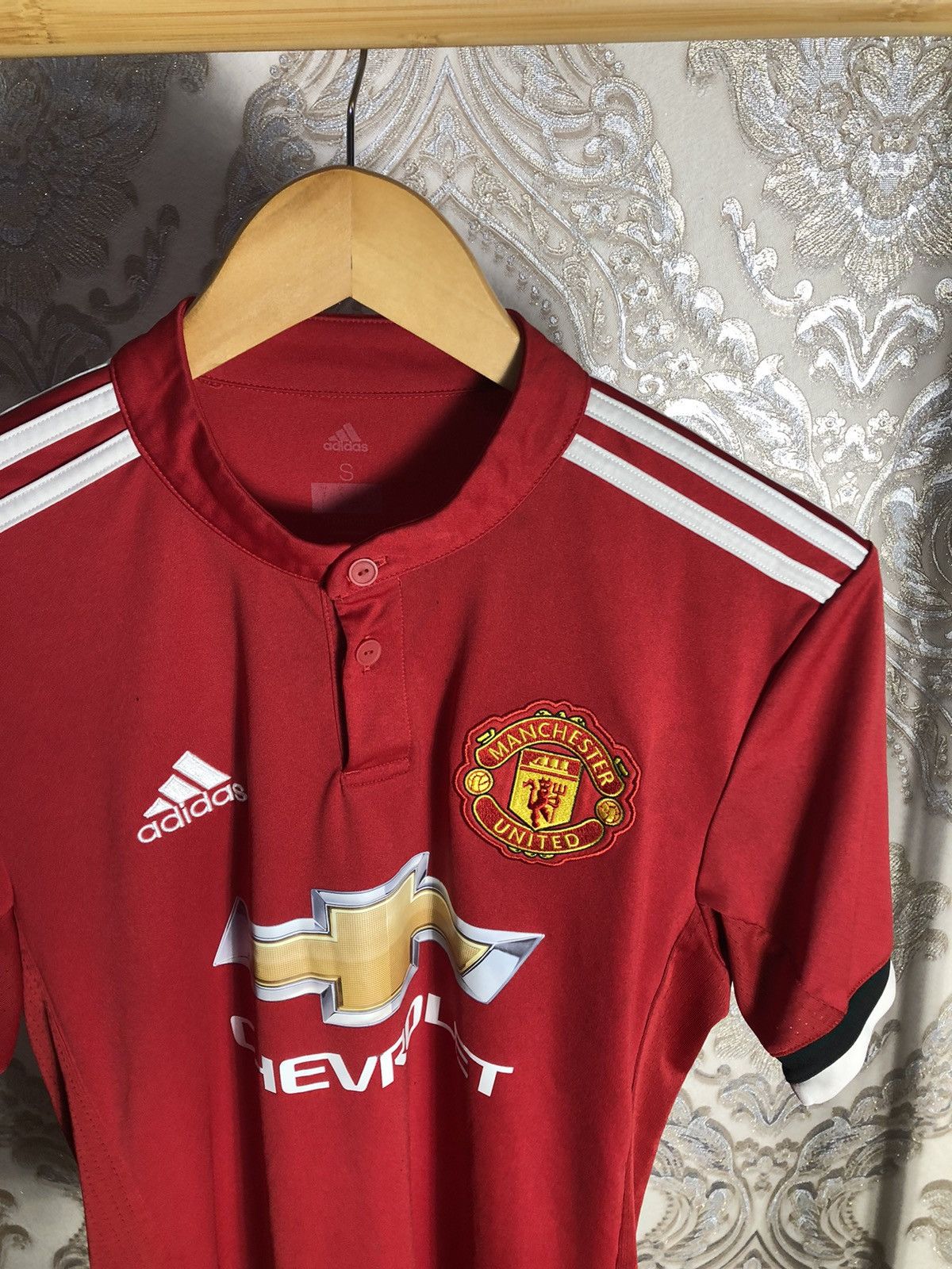 Vintage VERY RARE ADIDAS FC MANCHESTER UNITED ENGLAND SOCCER JERSEY Size US S / EU 44-46 / 1 - 5 Thumbnail