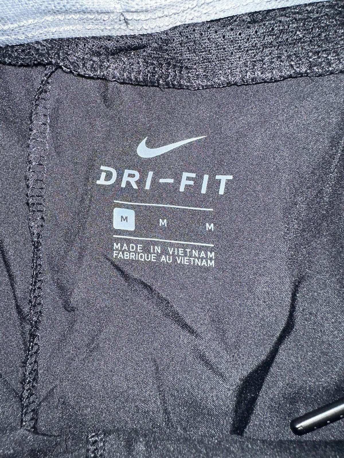Nike Nike Men’s Stock Woven Dry Untouchable Football Shorts Size US 32 / EU 48 - 4 Thumbnail