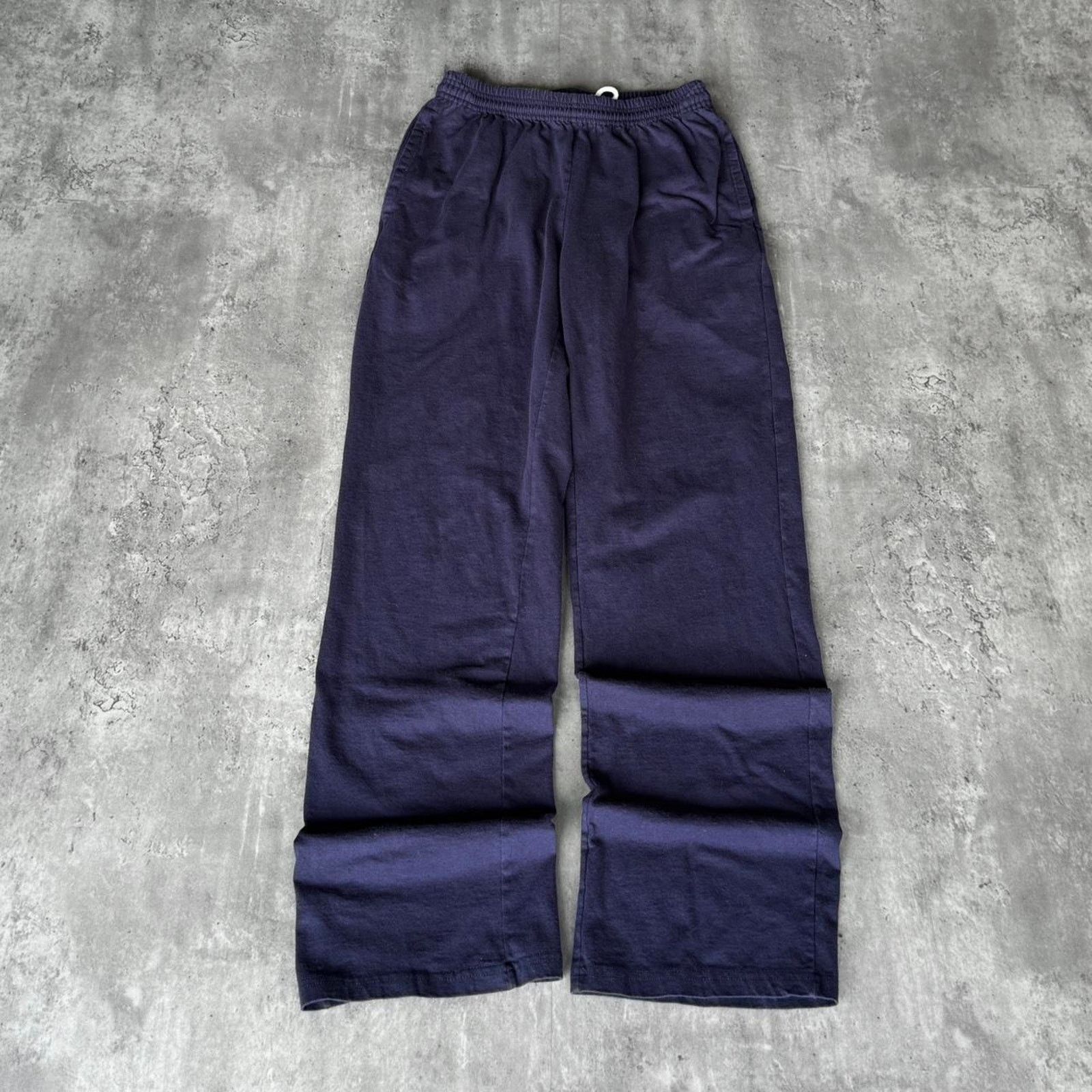 Hanes × Vintage Vintage Y2K Navy Blue Essential Lightweight Comfy Sweatpants Size 27" / US 4 / IT 40 - 1 Thumbnail