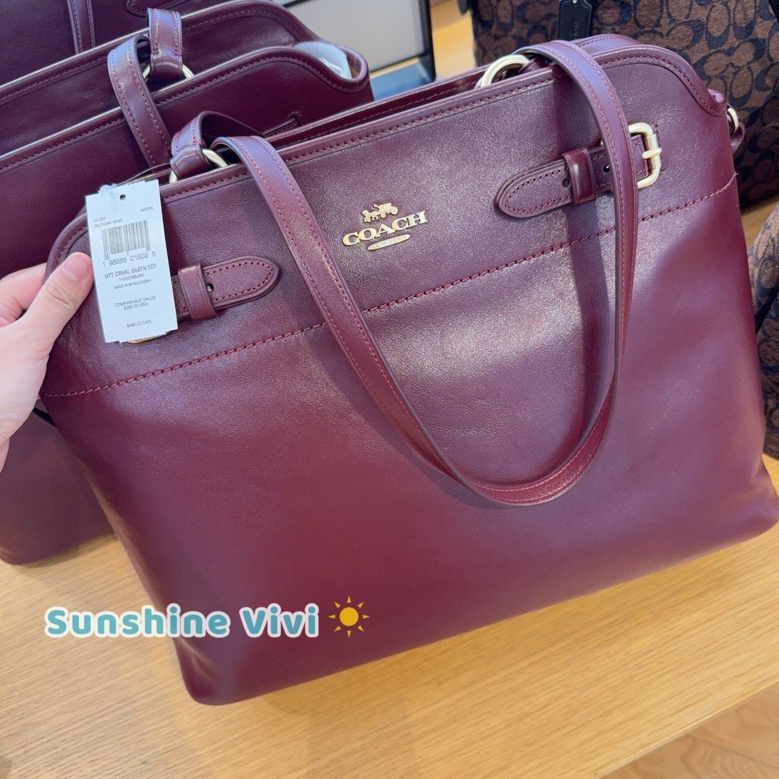 Coach NWT Coach Easton Tote Bag CCZ07 Shiny leather Dark Wine Size ONE SIZE - 6 Thumbnail
